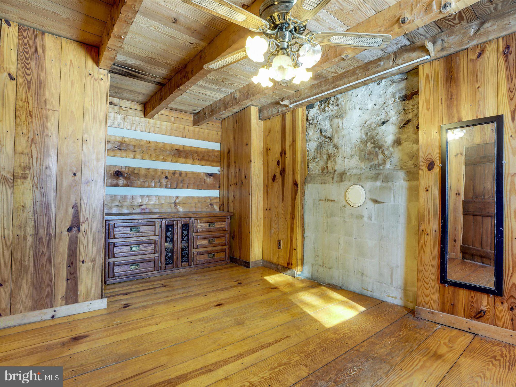 WAKEFIELD - Residential