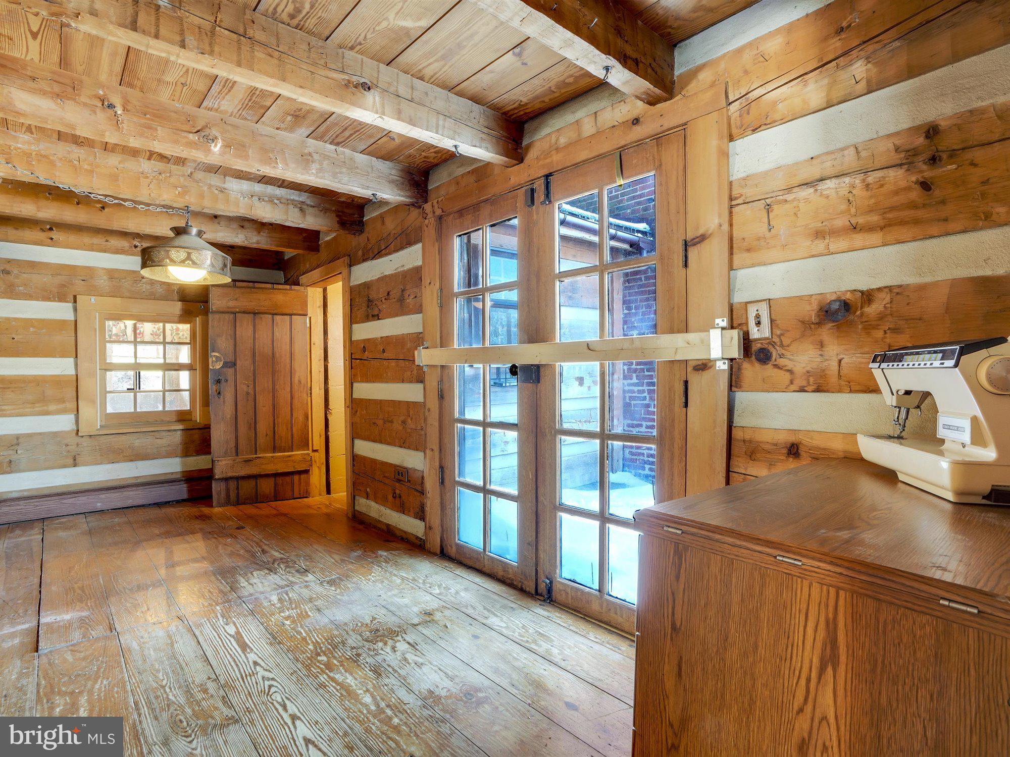 WAKEFIELD - Residential