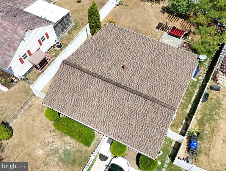 FAIRLAWN - Residential