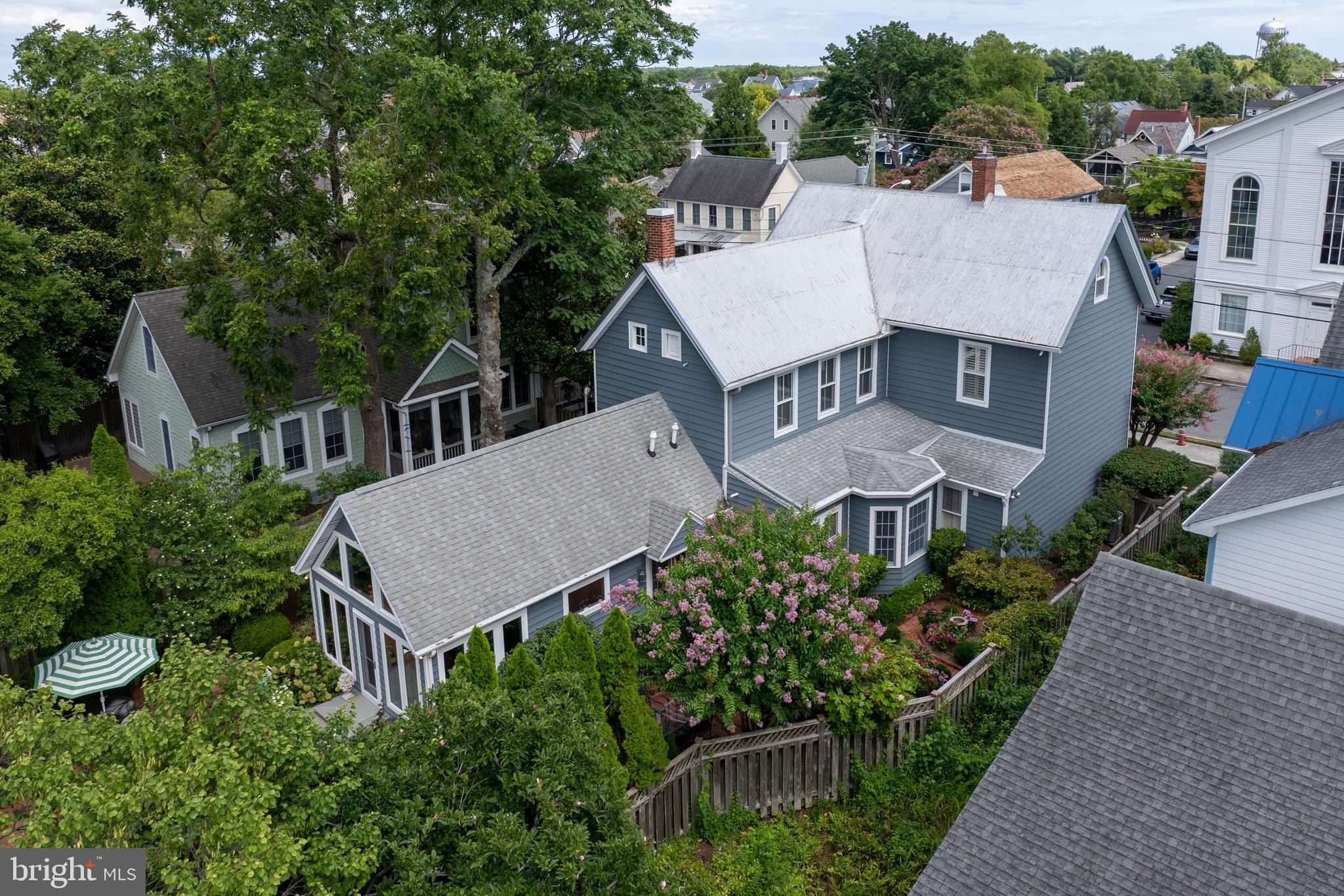 324 MULBERRY STREET