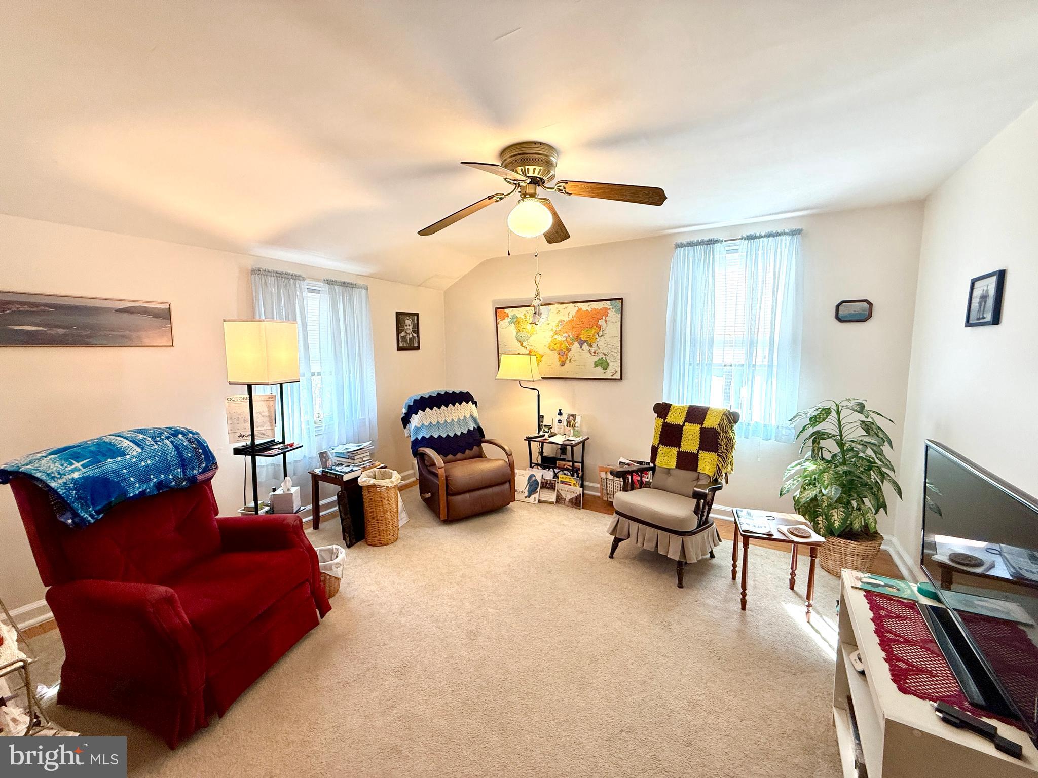 FOX CHASE - Residential