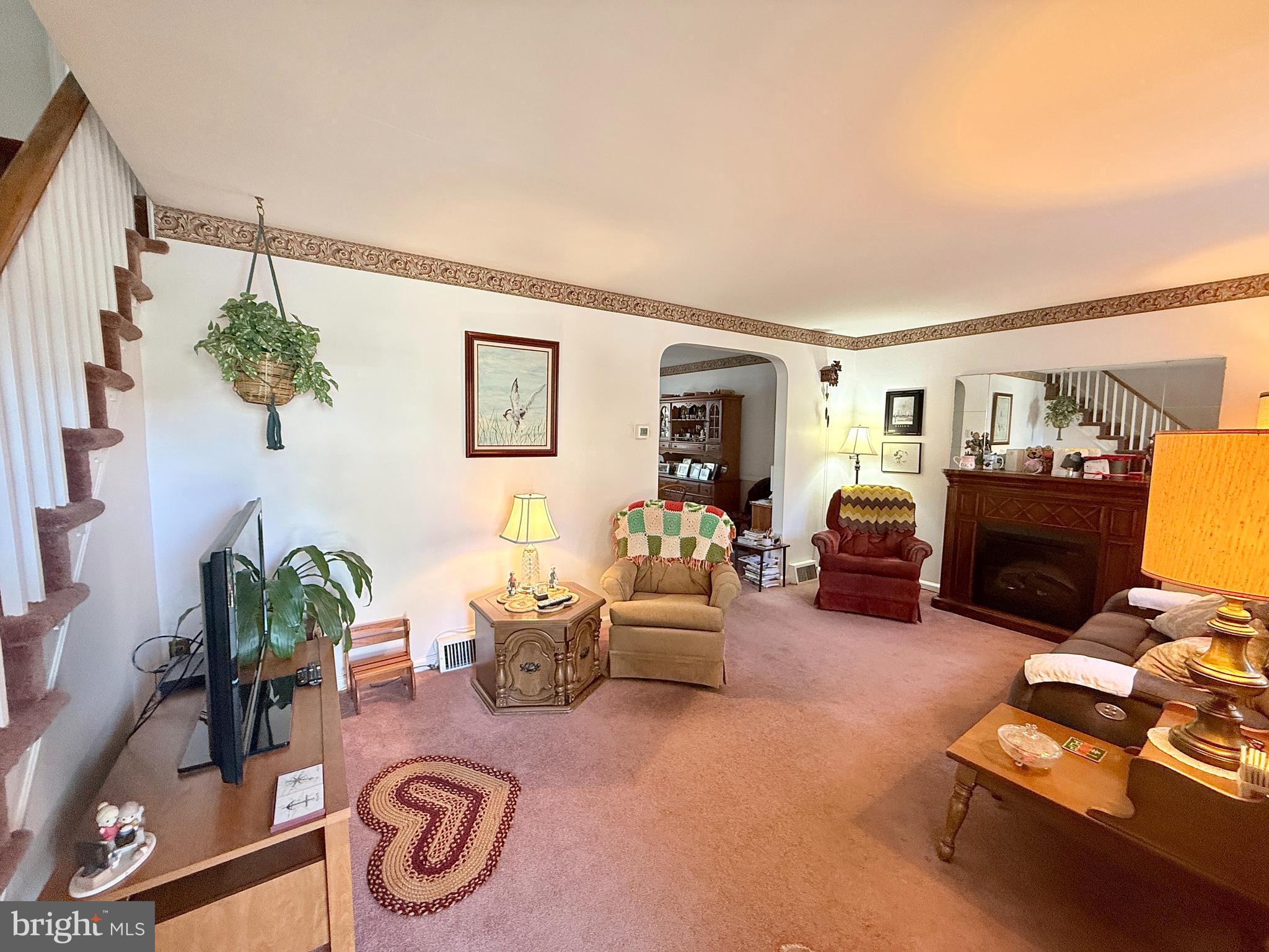 FOX CHASE - Residential