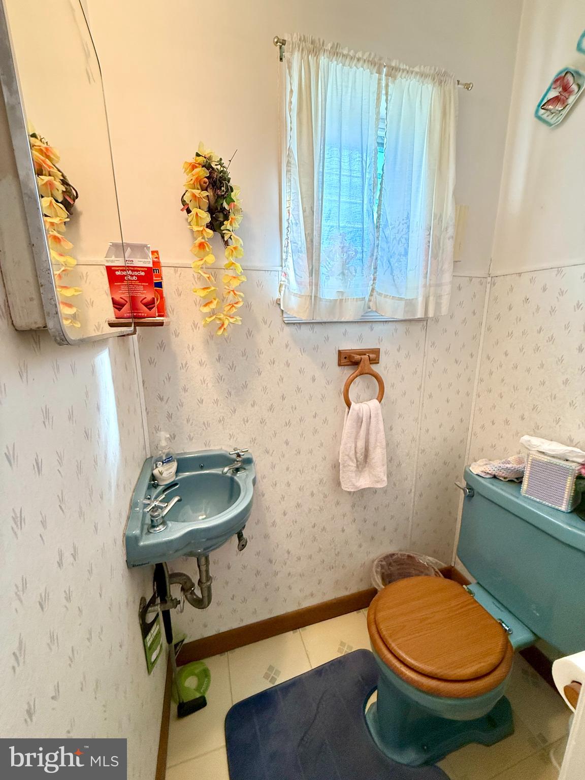 FOX CHASE - Residential