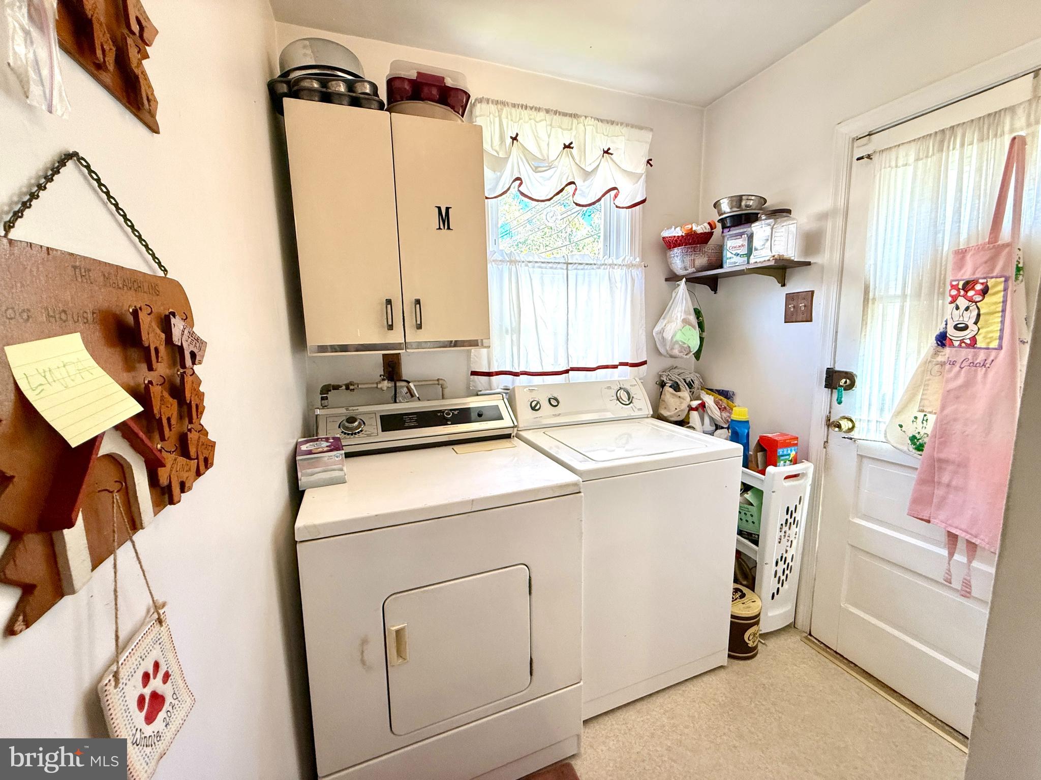 FOX CHASE - Residential