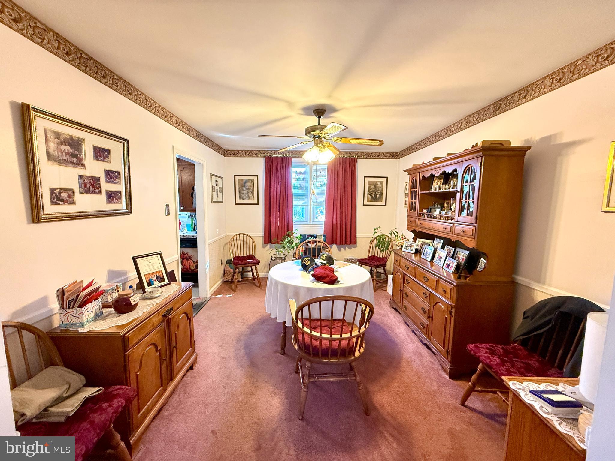 FOX CHASE - Residential