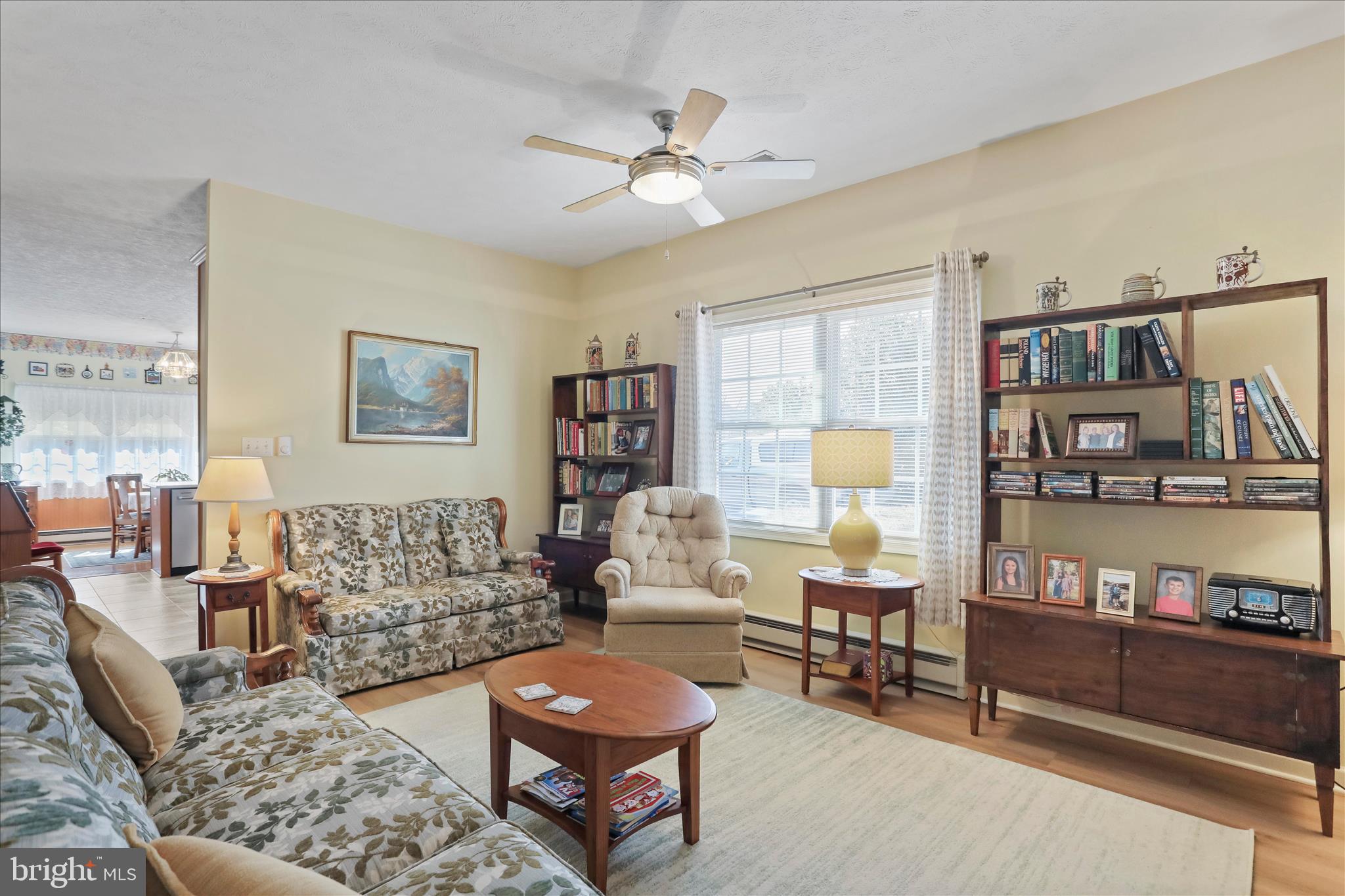 SUMMERLAND MANOR - Residential