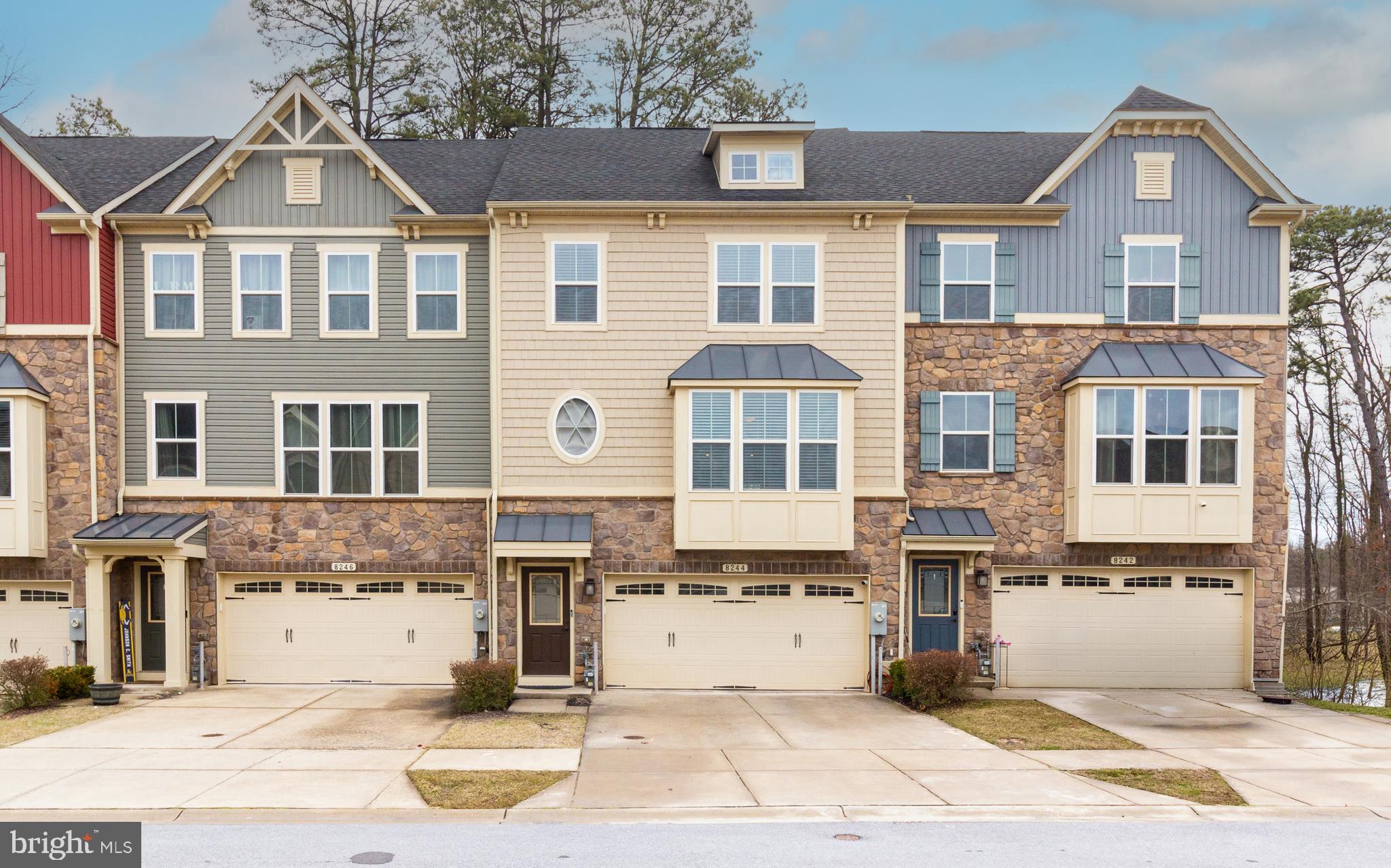 CREEKSIDE VILLAGE AT TANYARD SPRINGS - Residential