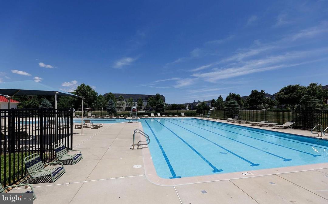 CREEKSIDE VILLAGE AT TANYARD SPRINGS - Residential