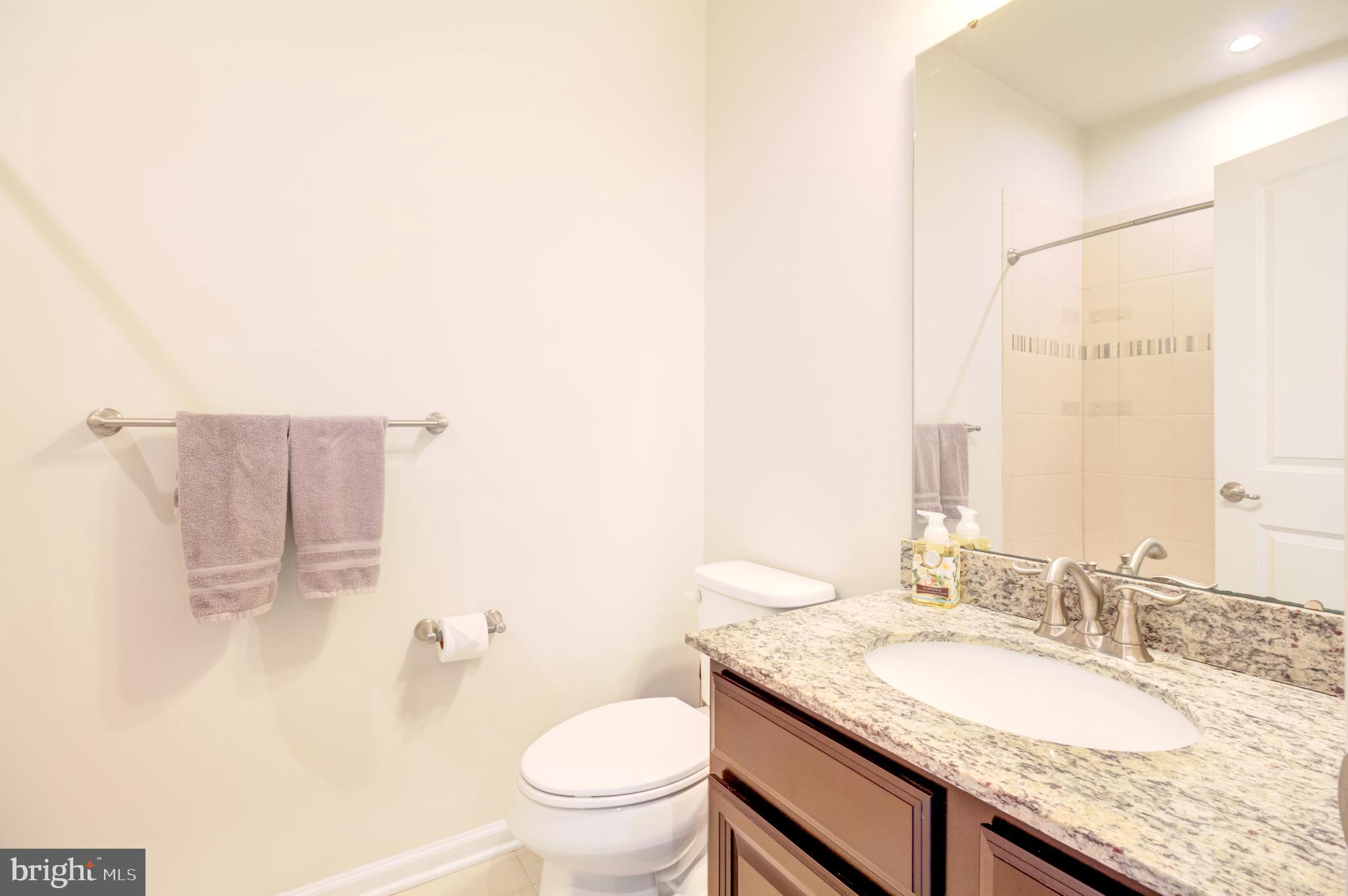 CREEKSIDE VILLAGE AT TANYARD SPRINGS - Residential