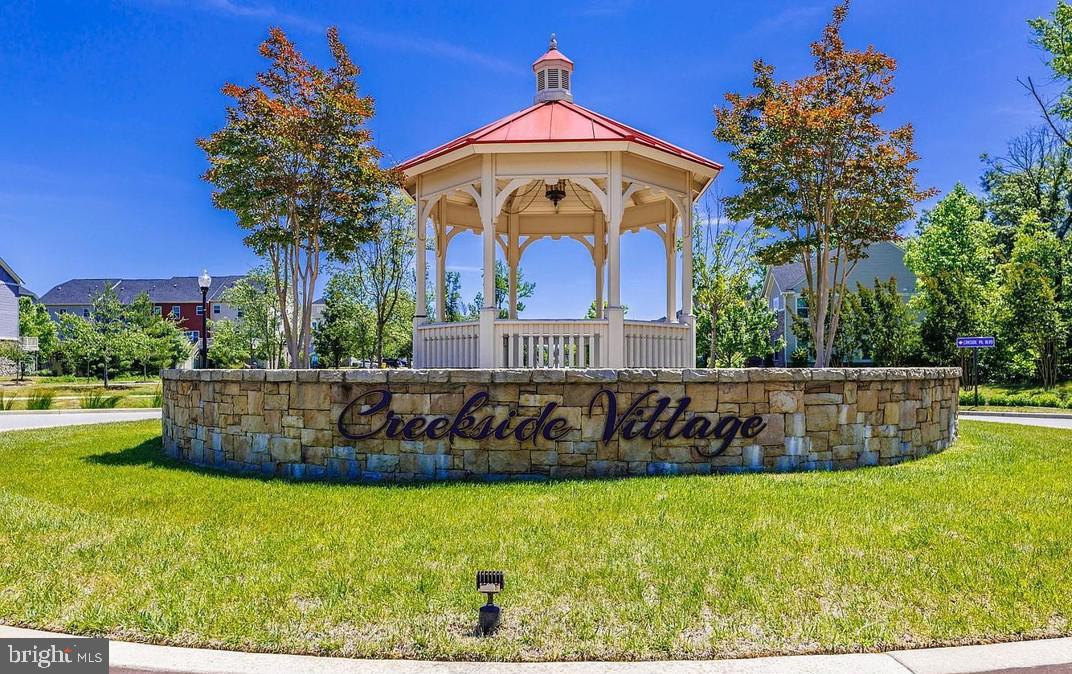 CREEKSIDE VILLAGE AT TANYARD SPRINGS - Residential