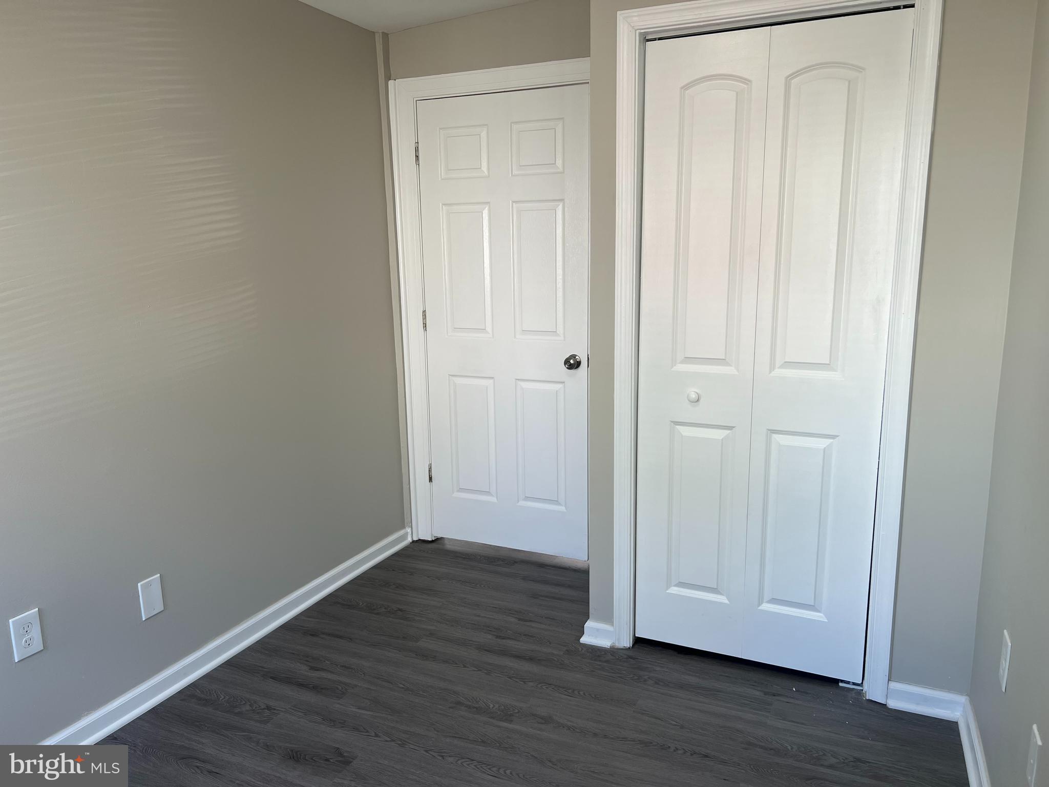 MURRAY HILL - Residential