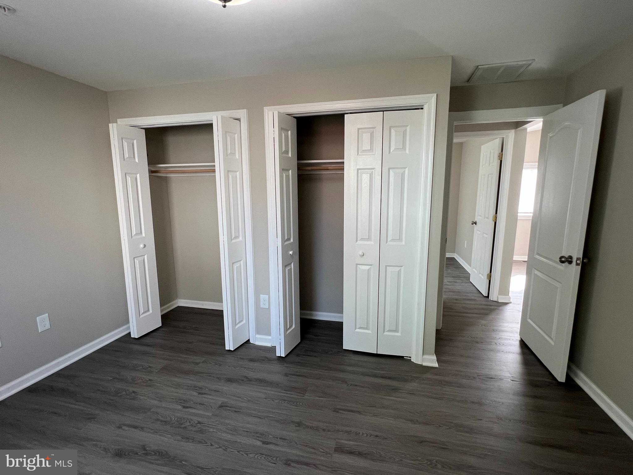 MURRAY HILL - Residential