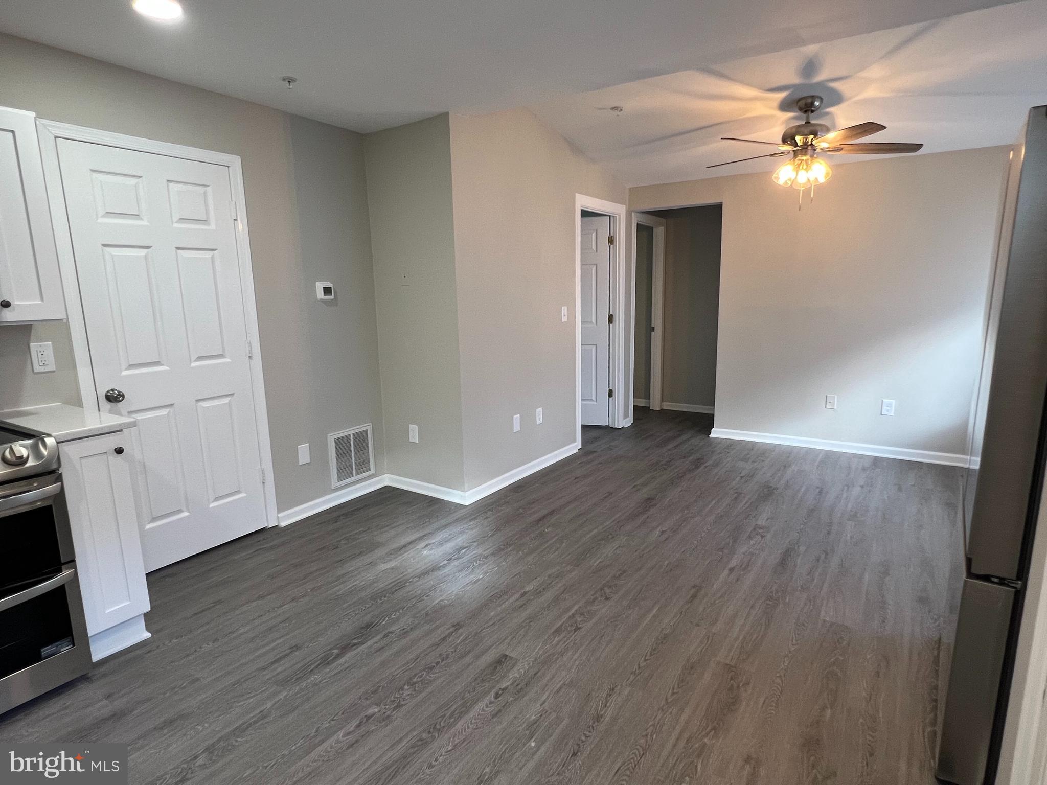 MURRAY HILL - Residential