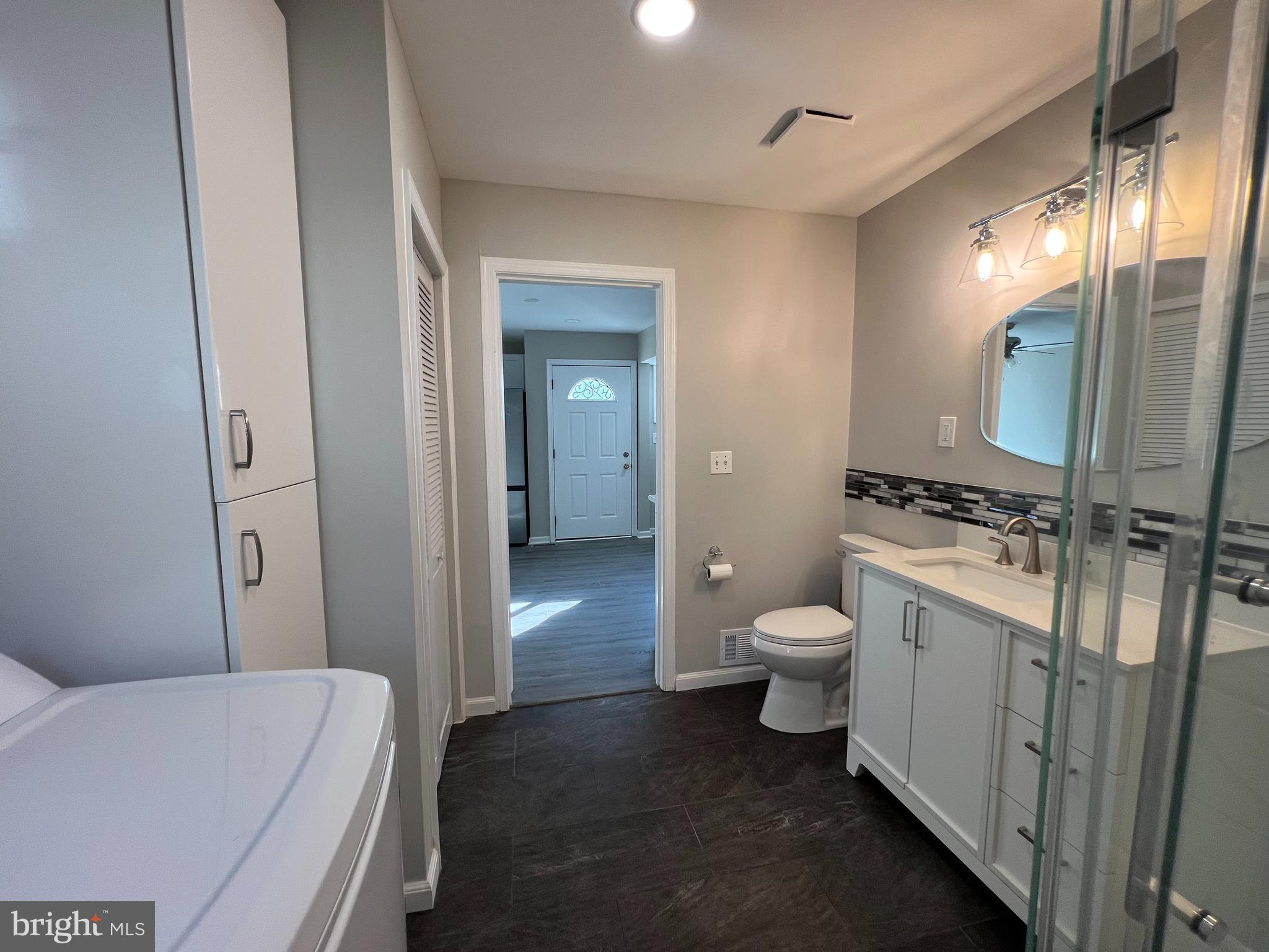 MURRAY HILL - Residential