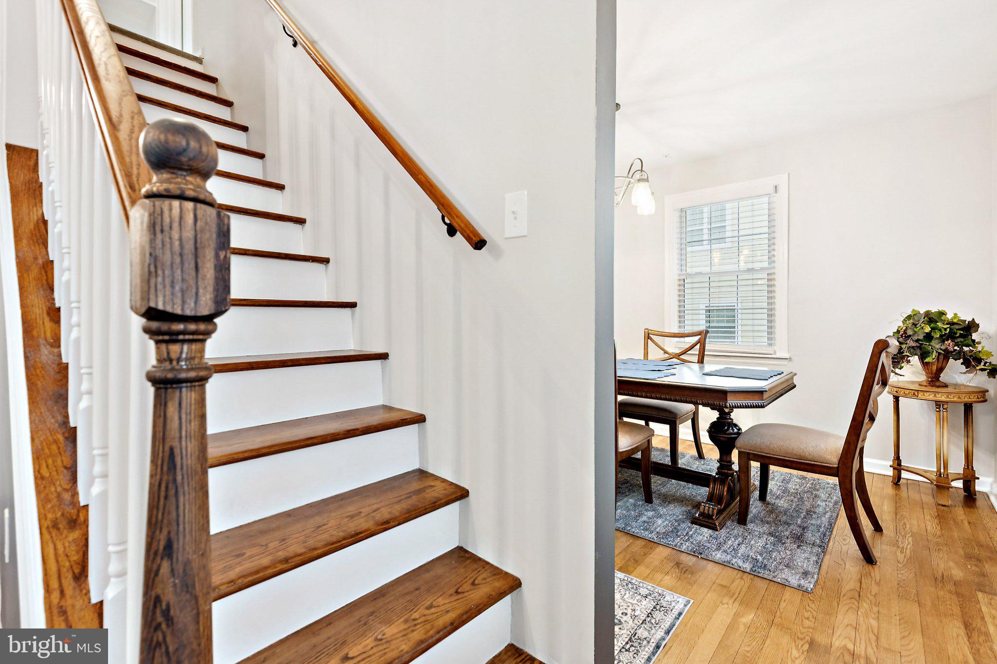 MURRAY HILL - Residential