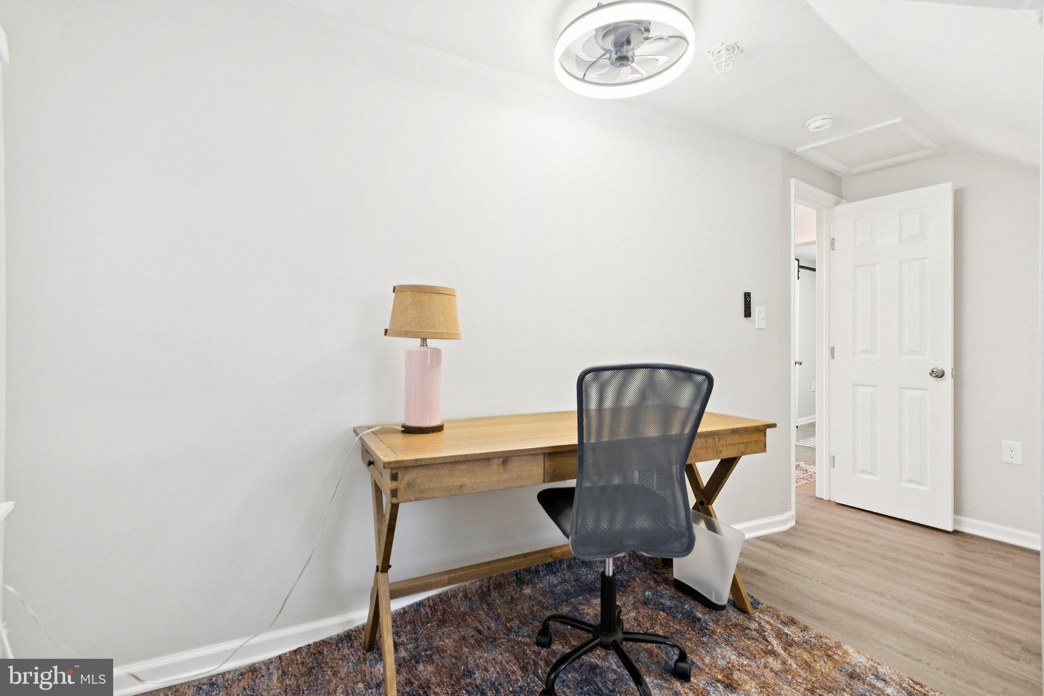 MURRAY HILL - Residential