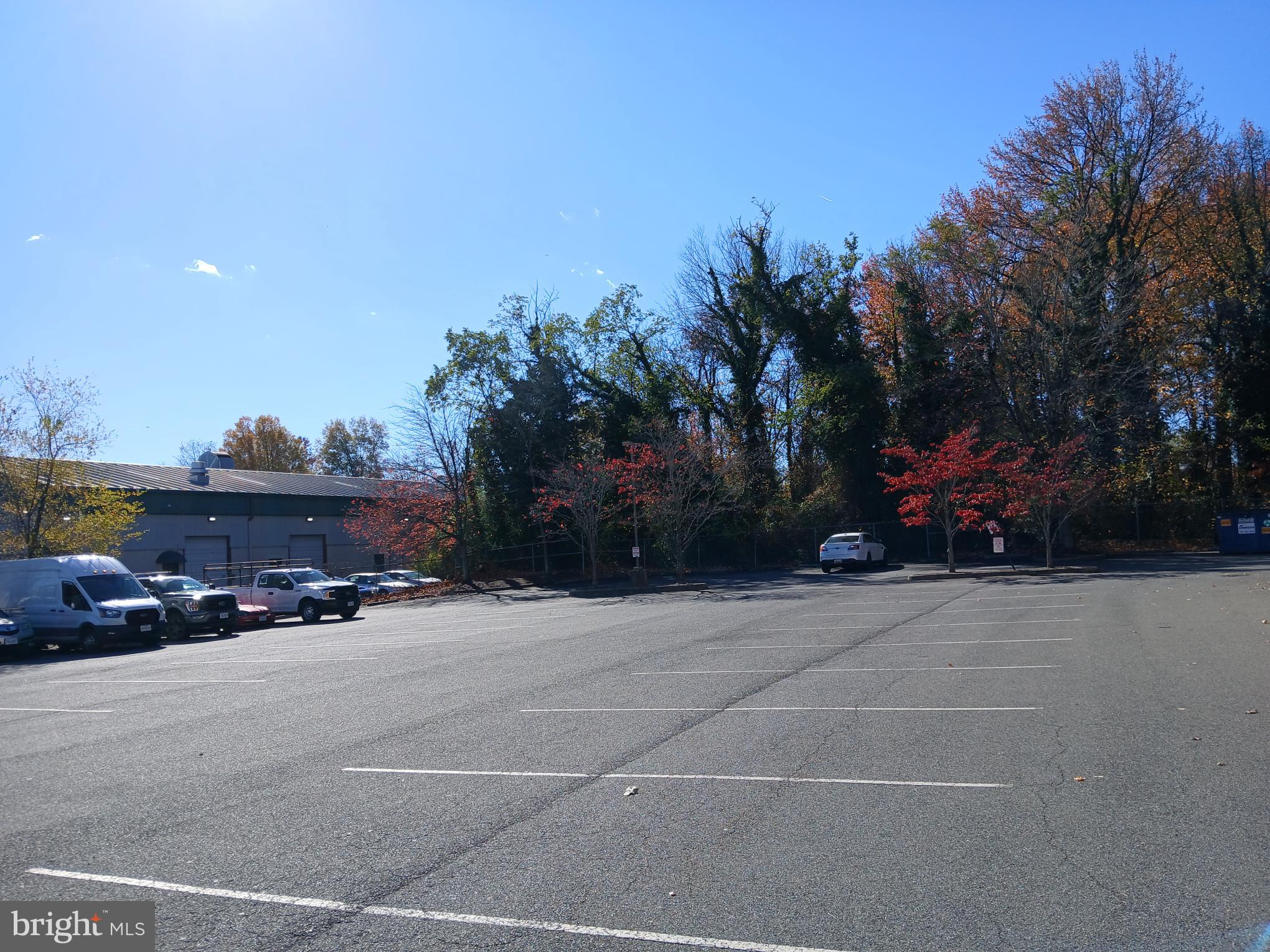 8787 COMMERCE COURT 102