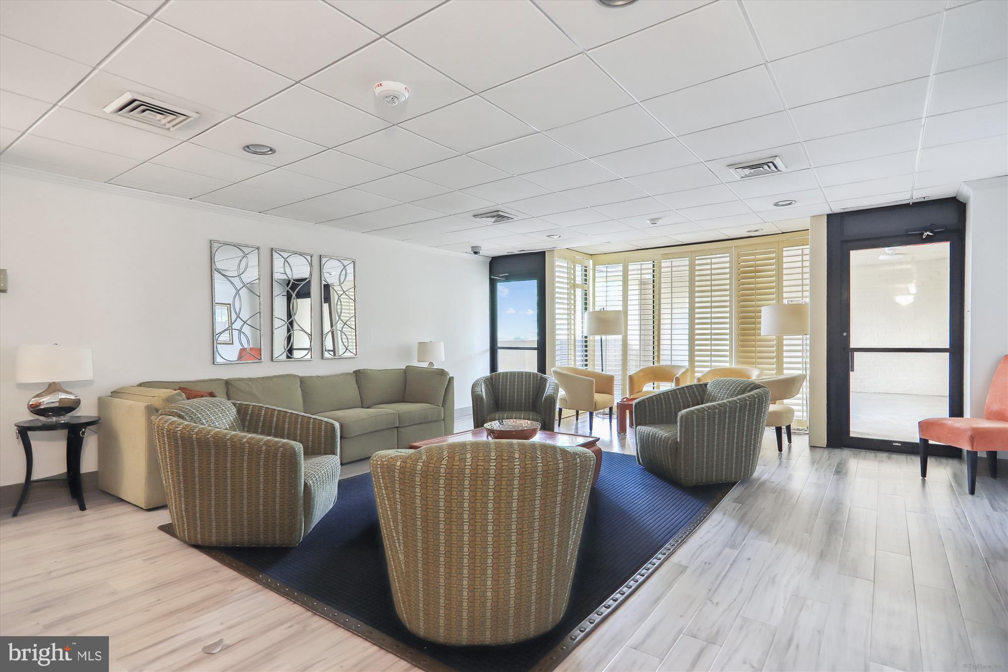 RIVIERA OF CHEVY CHASE - Residential