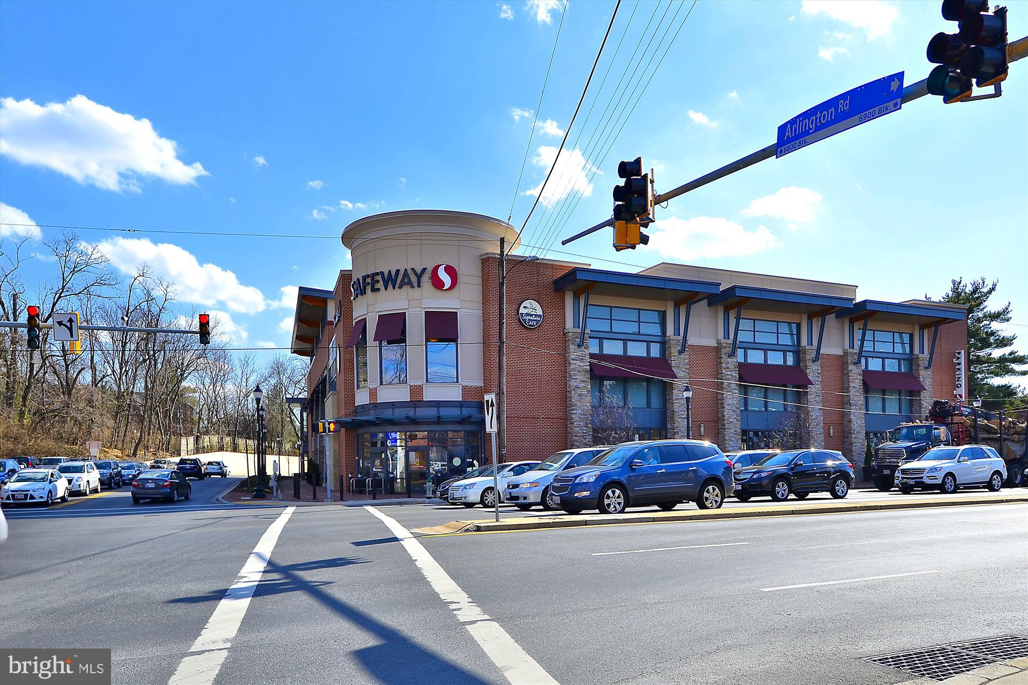 RIVIERA OF CHEVY CHASE - Residential