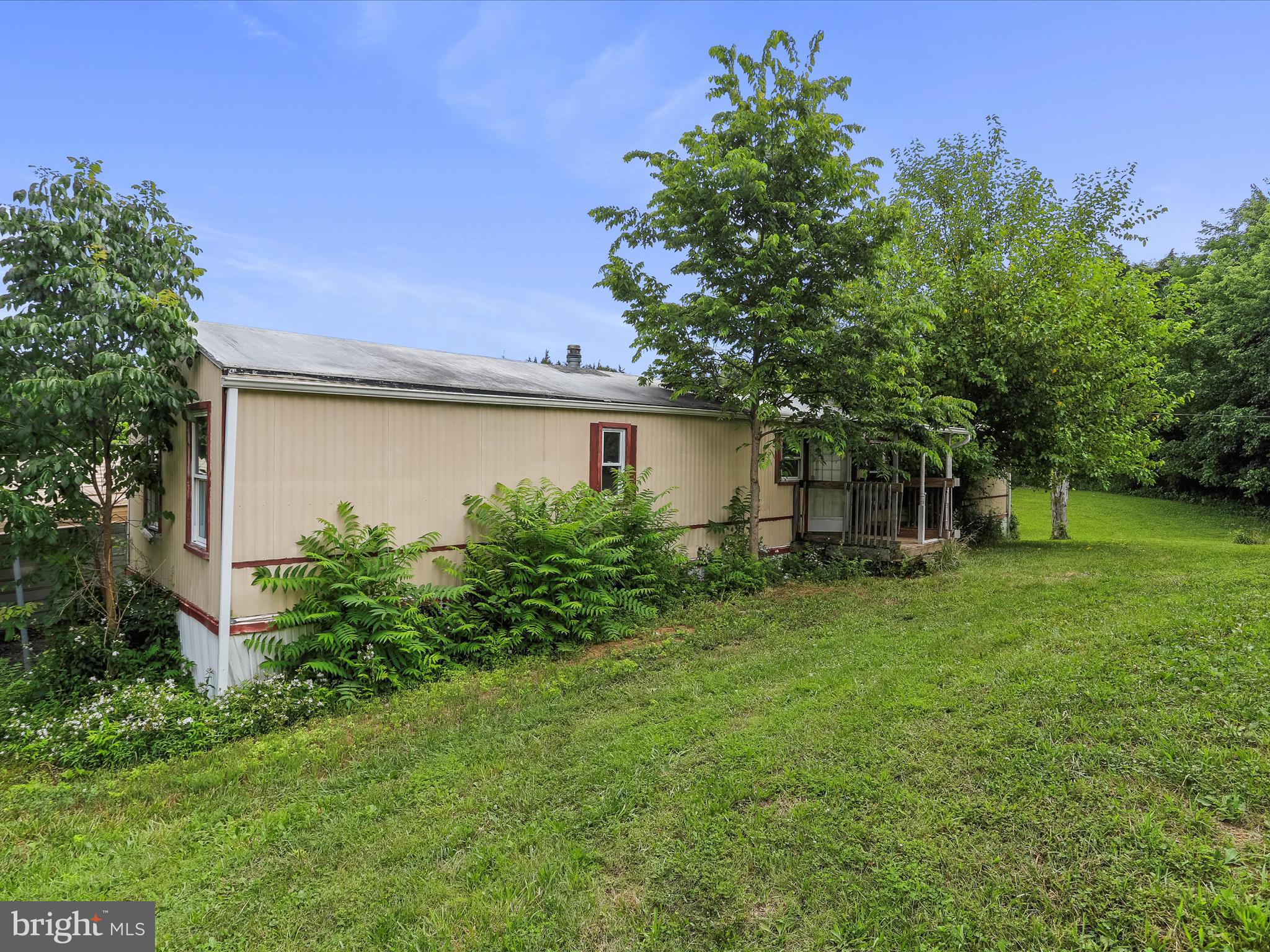 FALLING WATERS - Residential