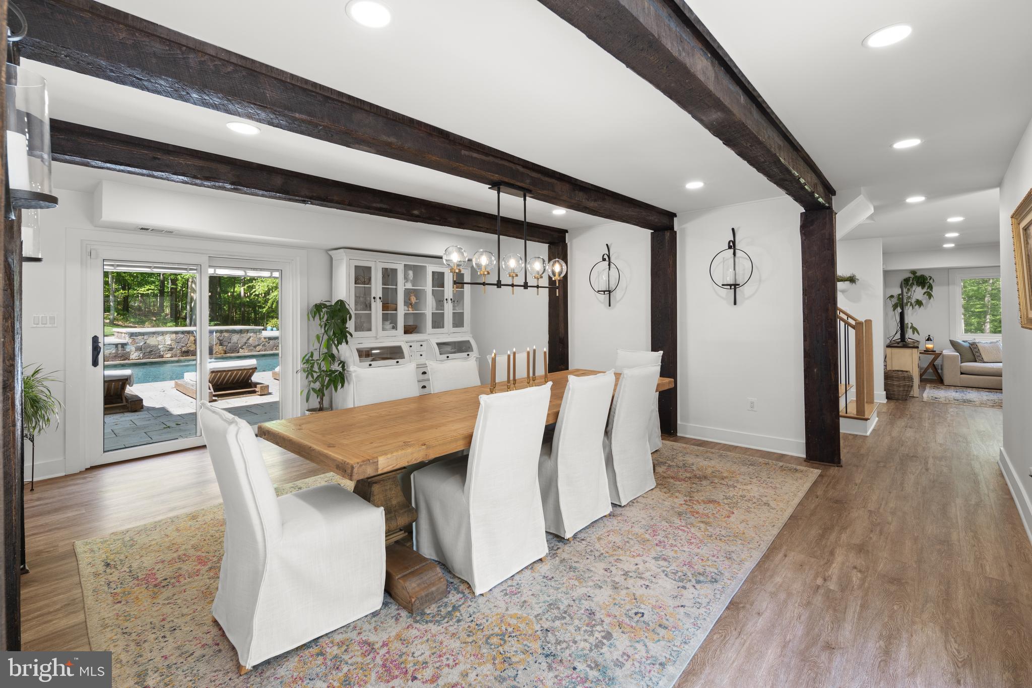 THE CHASE - Residential