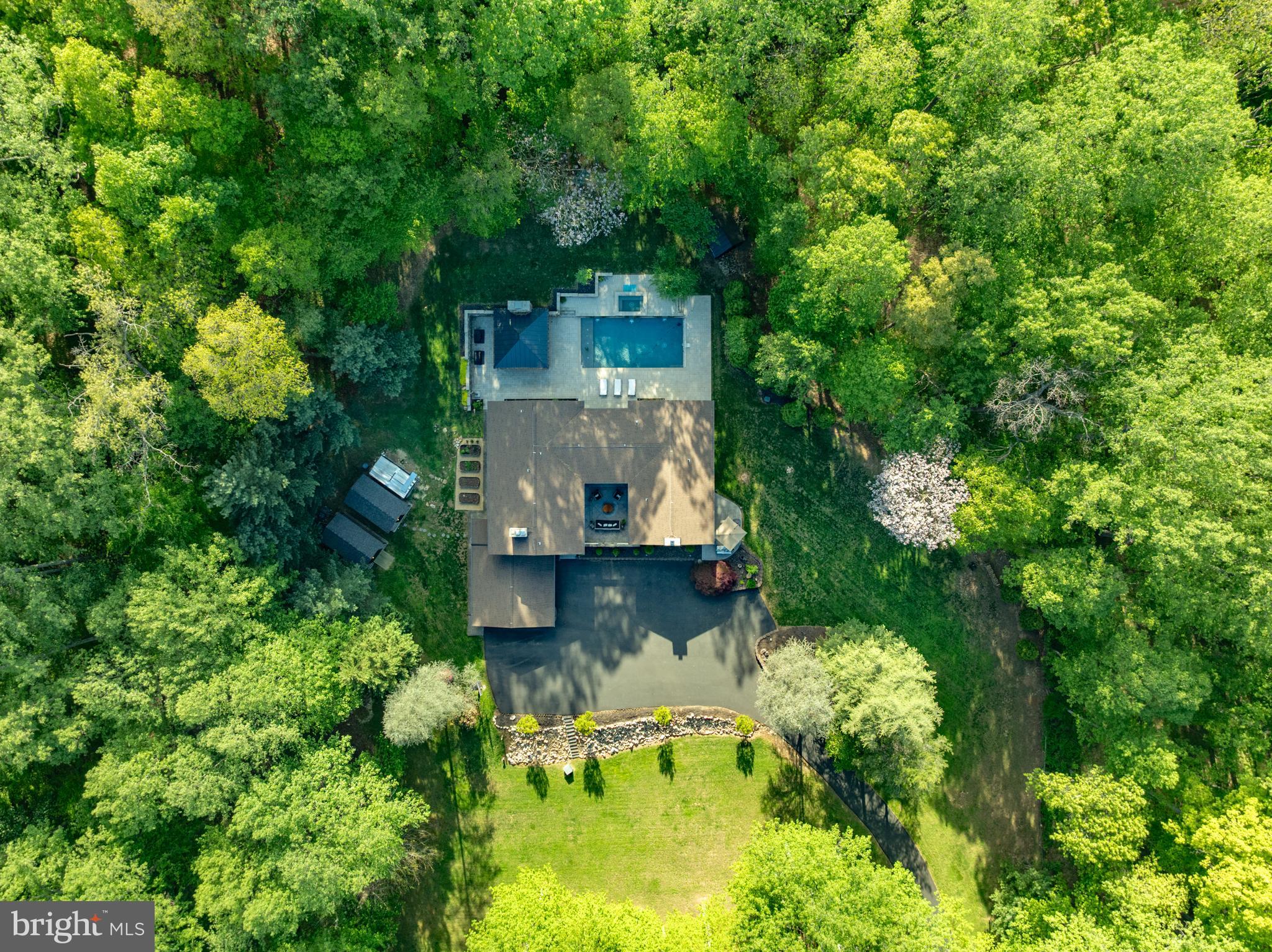 THE CHASE - Residential