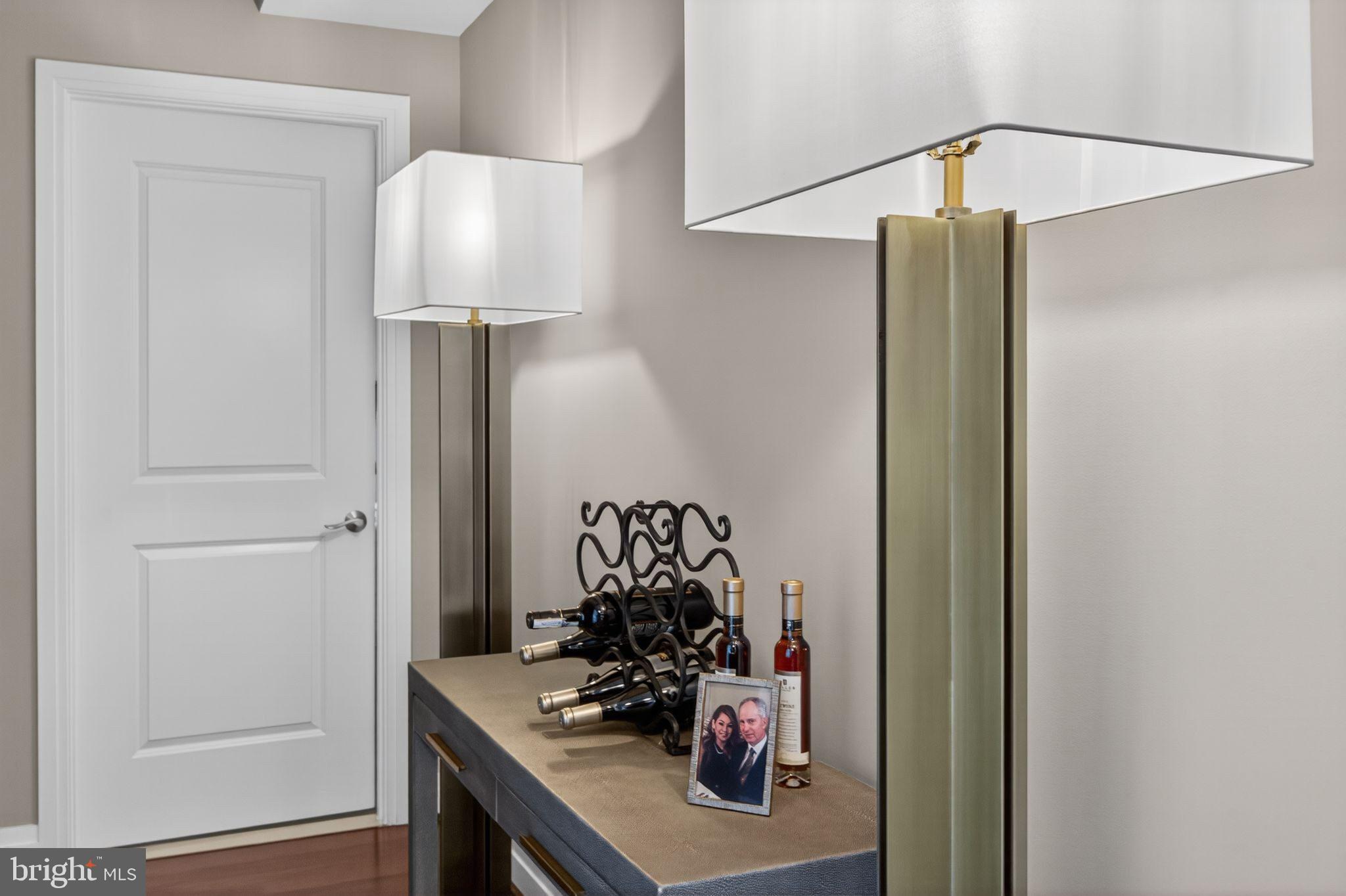 ONE PARK CREST CONDOMINIUM - Residential