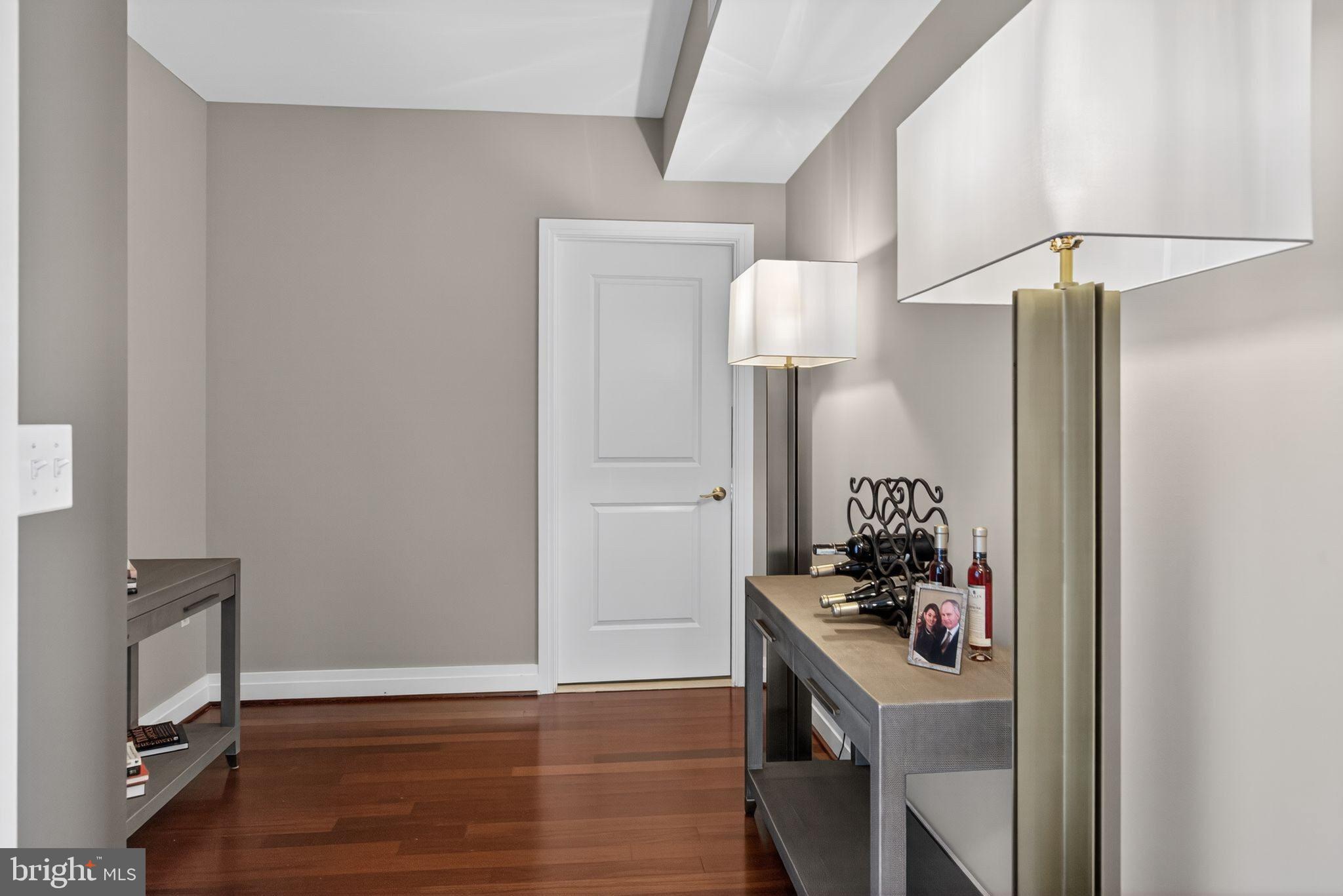 ONE PARK CREST CONDOMINIUM - Residential