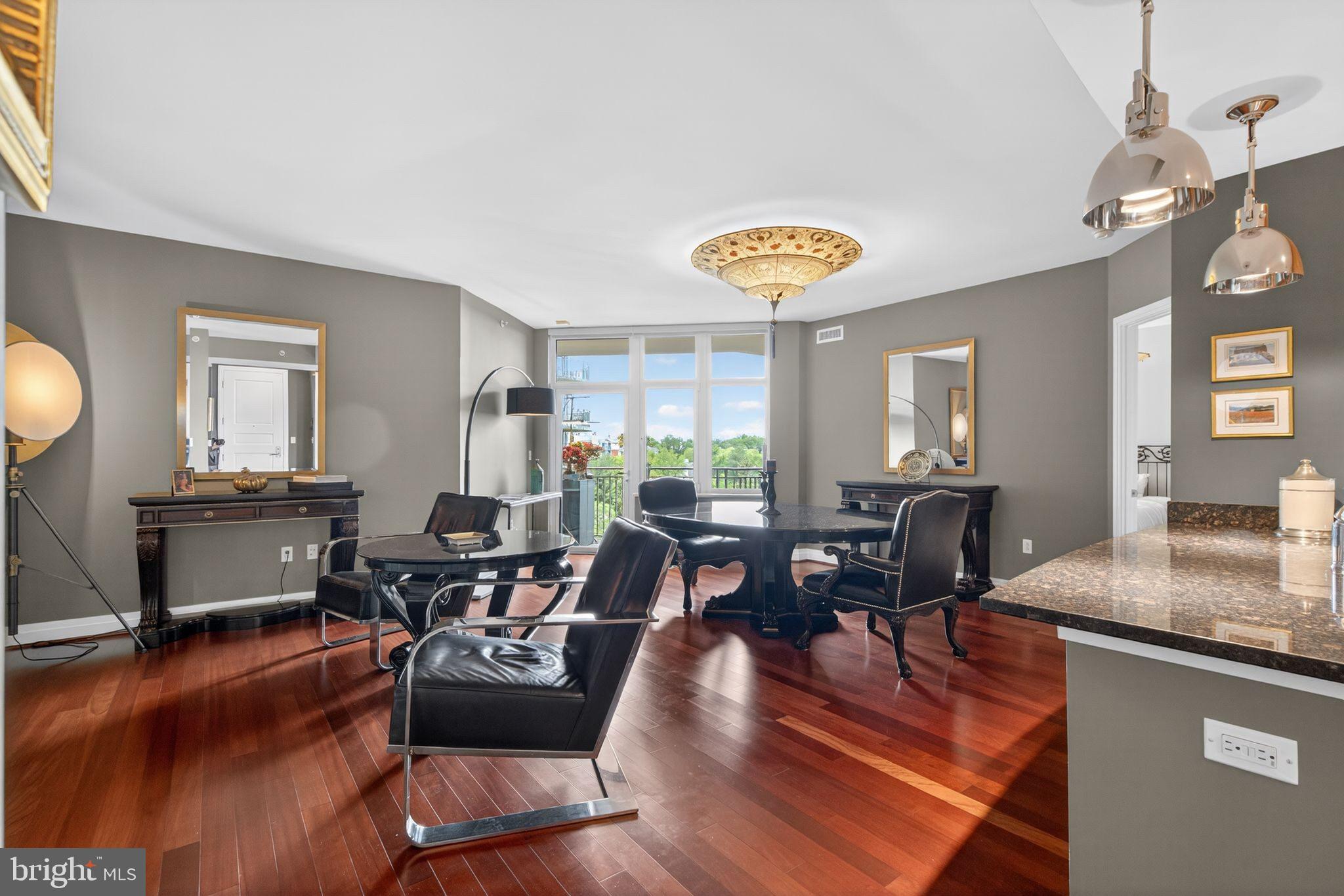ONE PARK CREST CONDOMINIUM - Residential