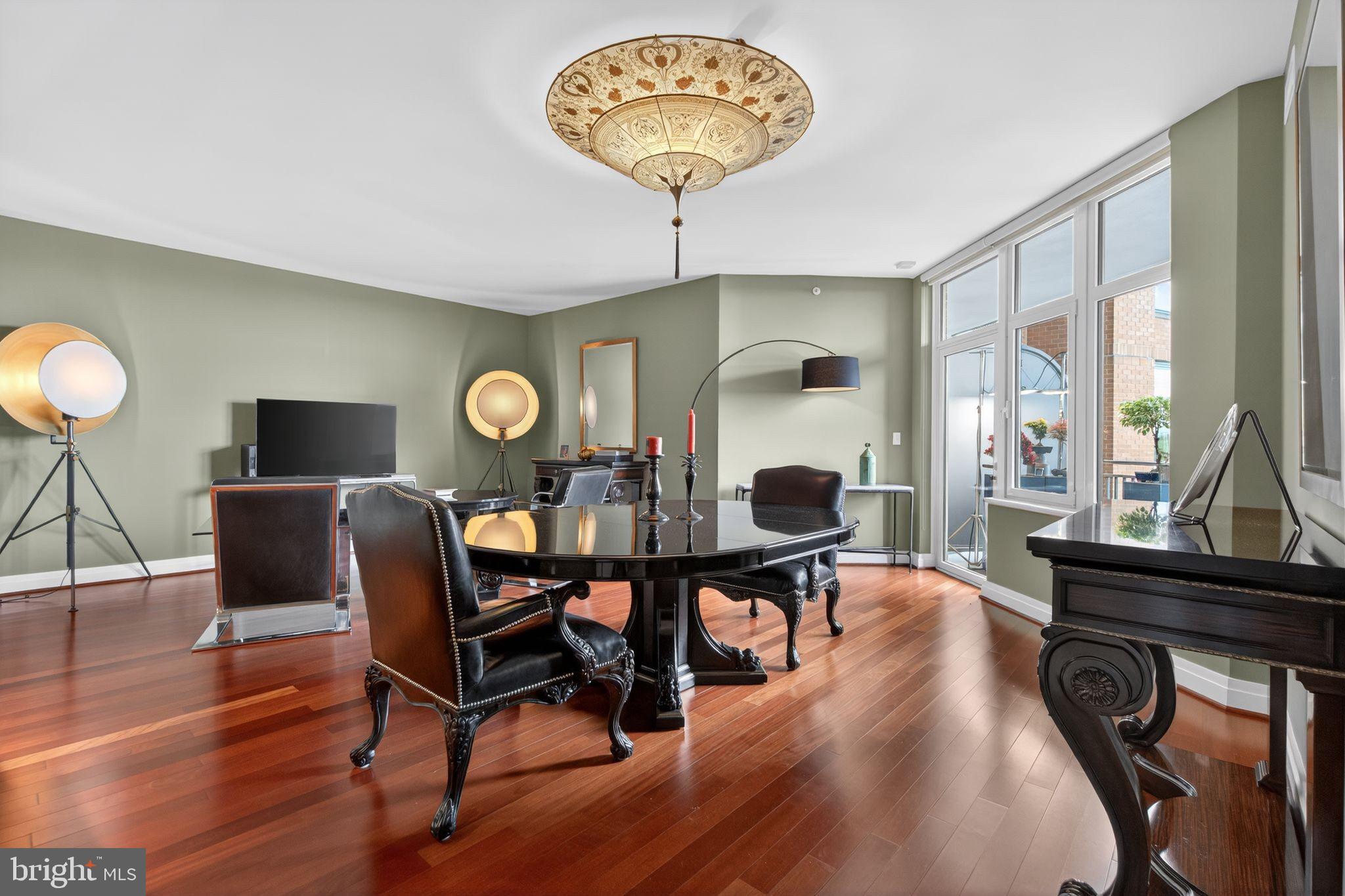 ONE PARK CREST CONDOMINIUM - Residential