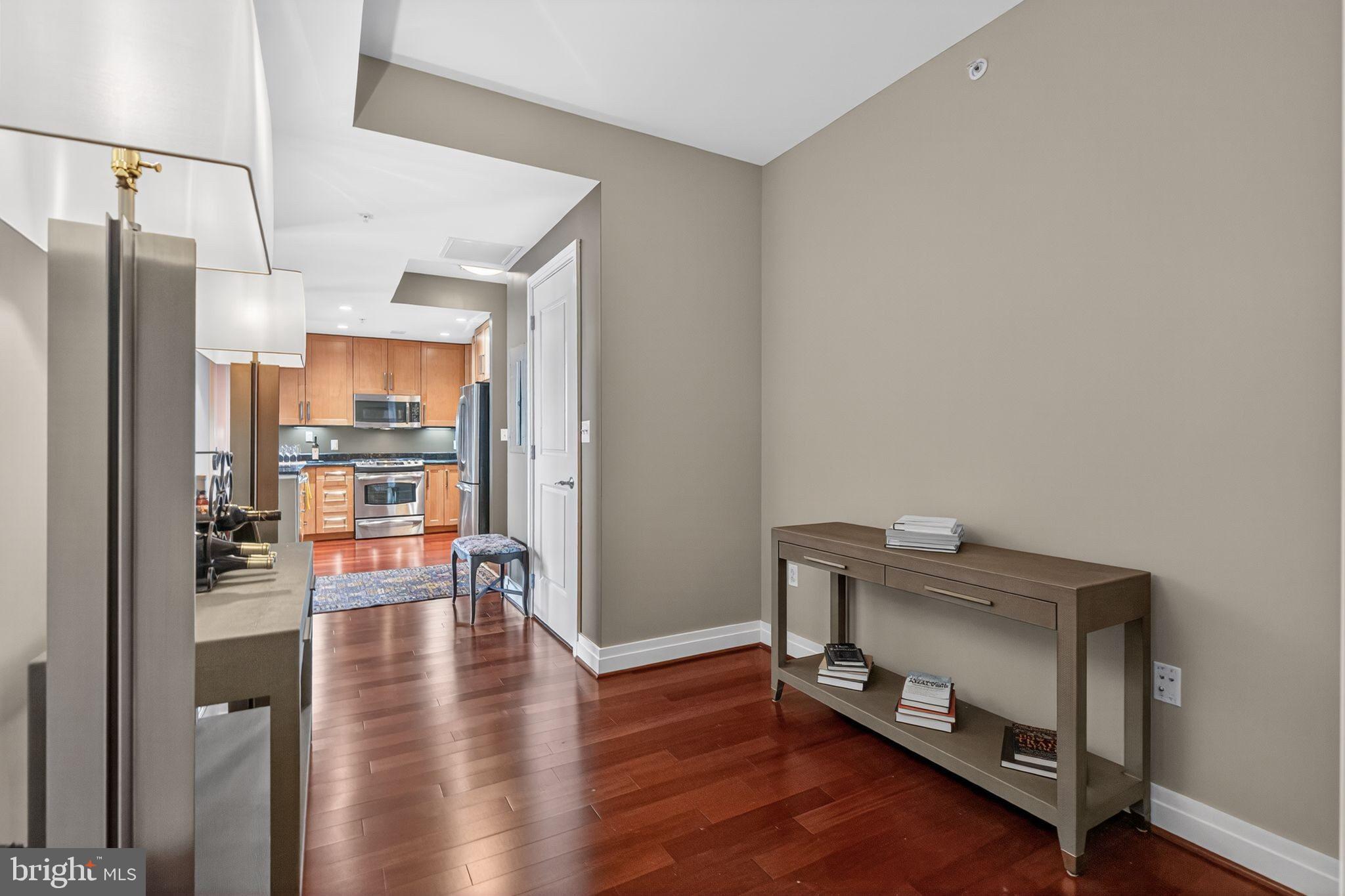 ONE PARK CREST CONDOMINIUM - Residential