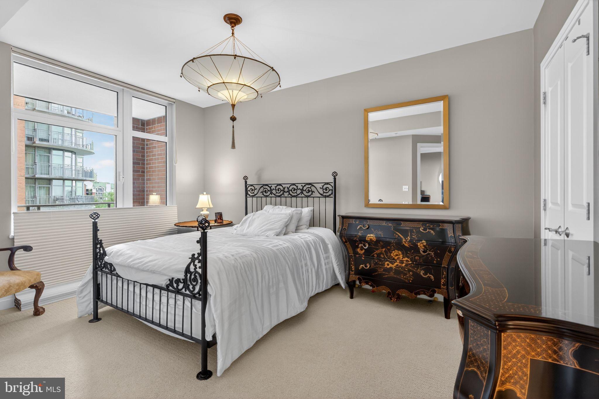 ONE PARK CREST CONDOMINIUM - Residential