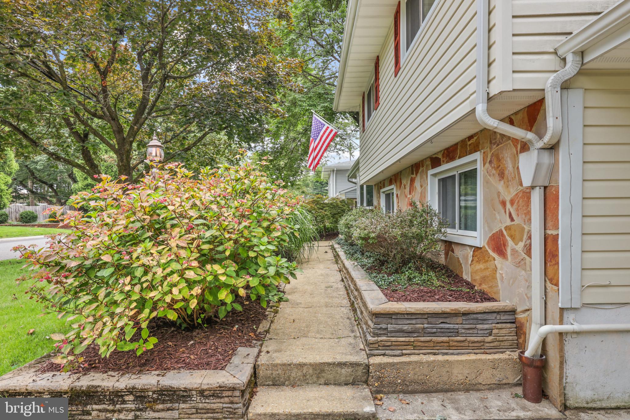 ADMIRAL HEIGHTS - Residential