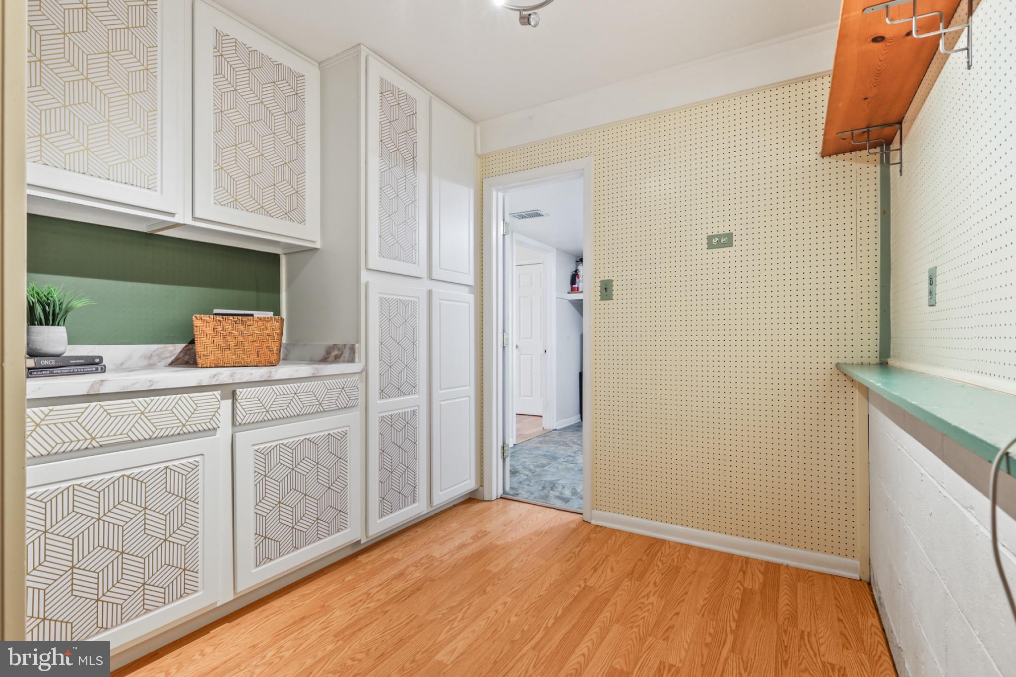 ADMIRAL HEIGHTS - Residential