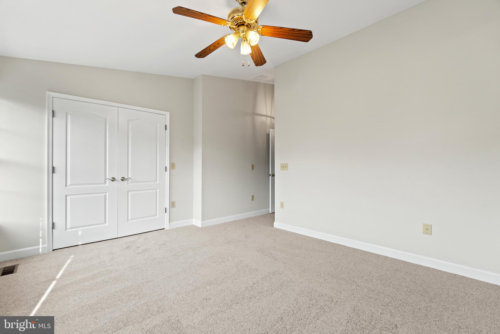 FALLS STATION - Residential Lease