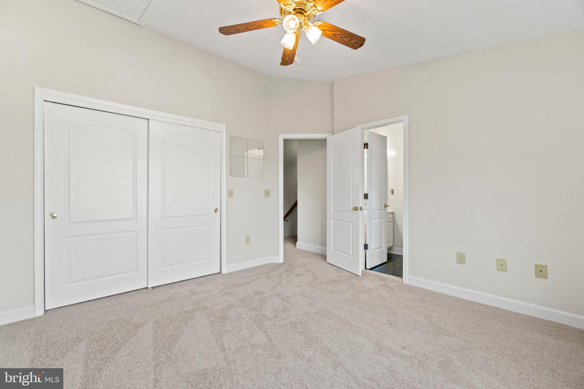 FALLS STATION - Residential Lease