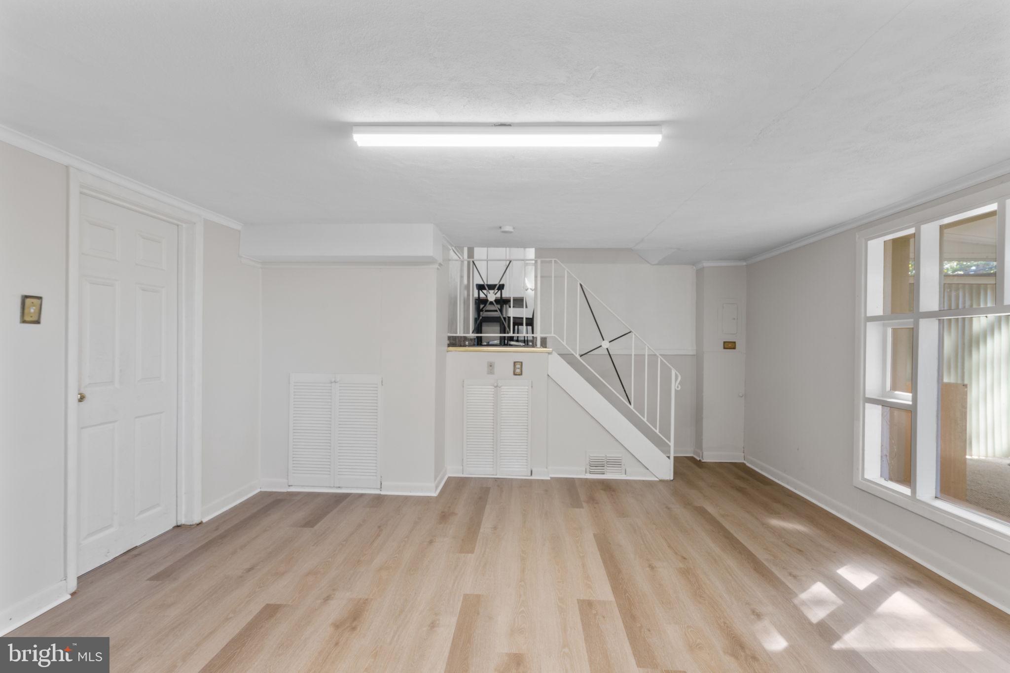 PHILADELPHIA (NORTHEAST) - Residential