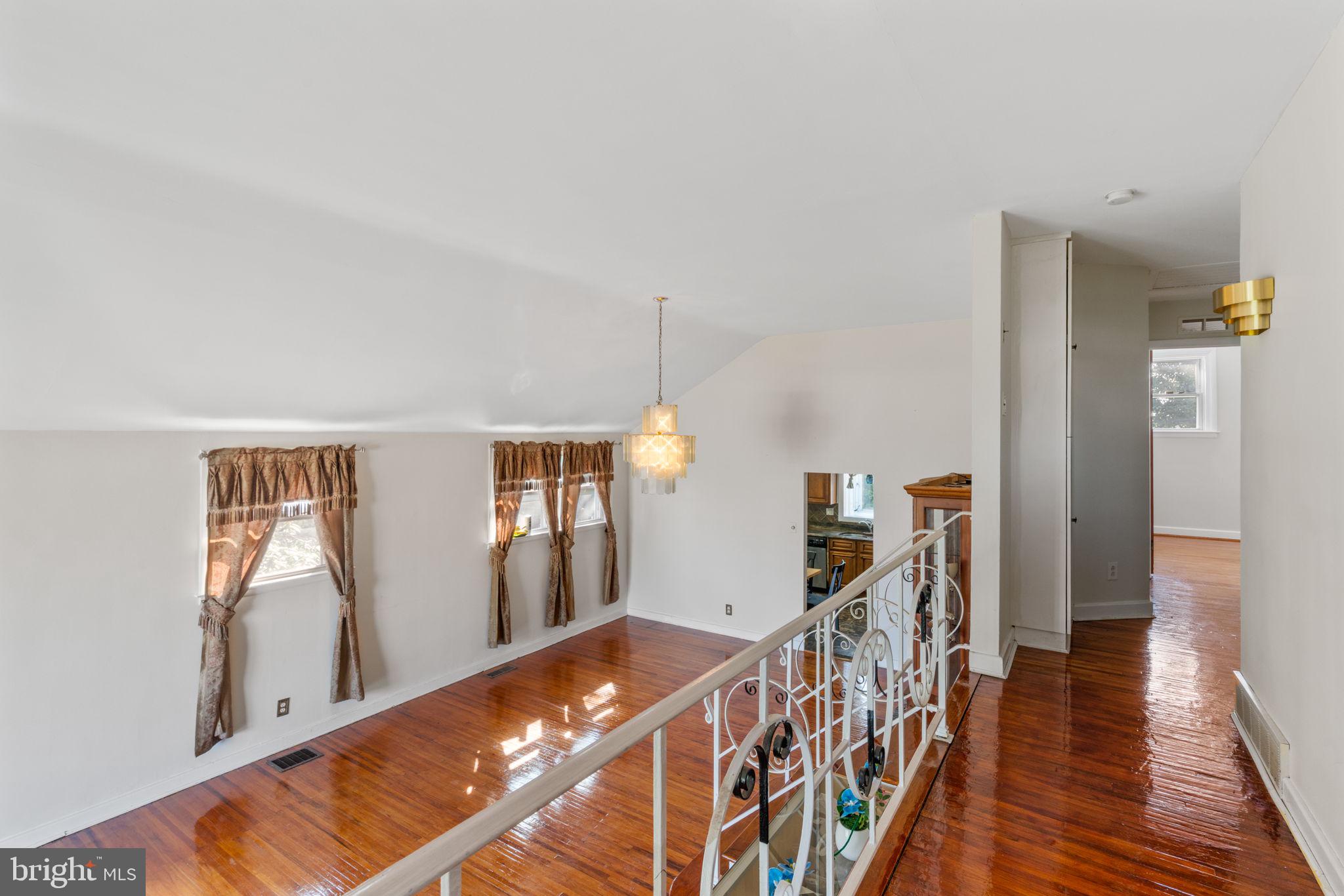 PHILADELPHIA (NORTHEAST) - Residential