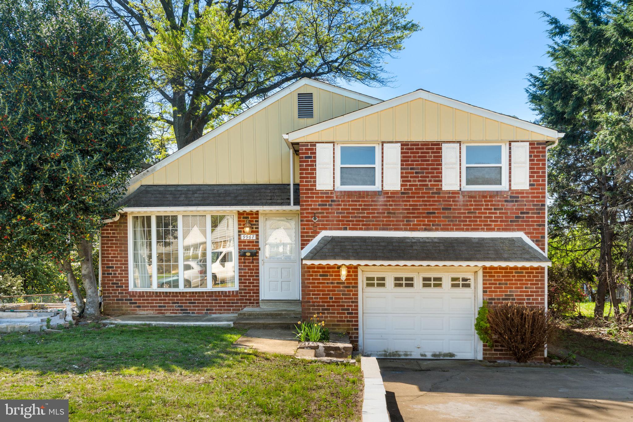 PHILADELPHIA (NORTHEAST) - Residential