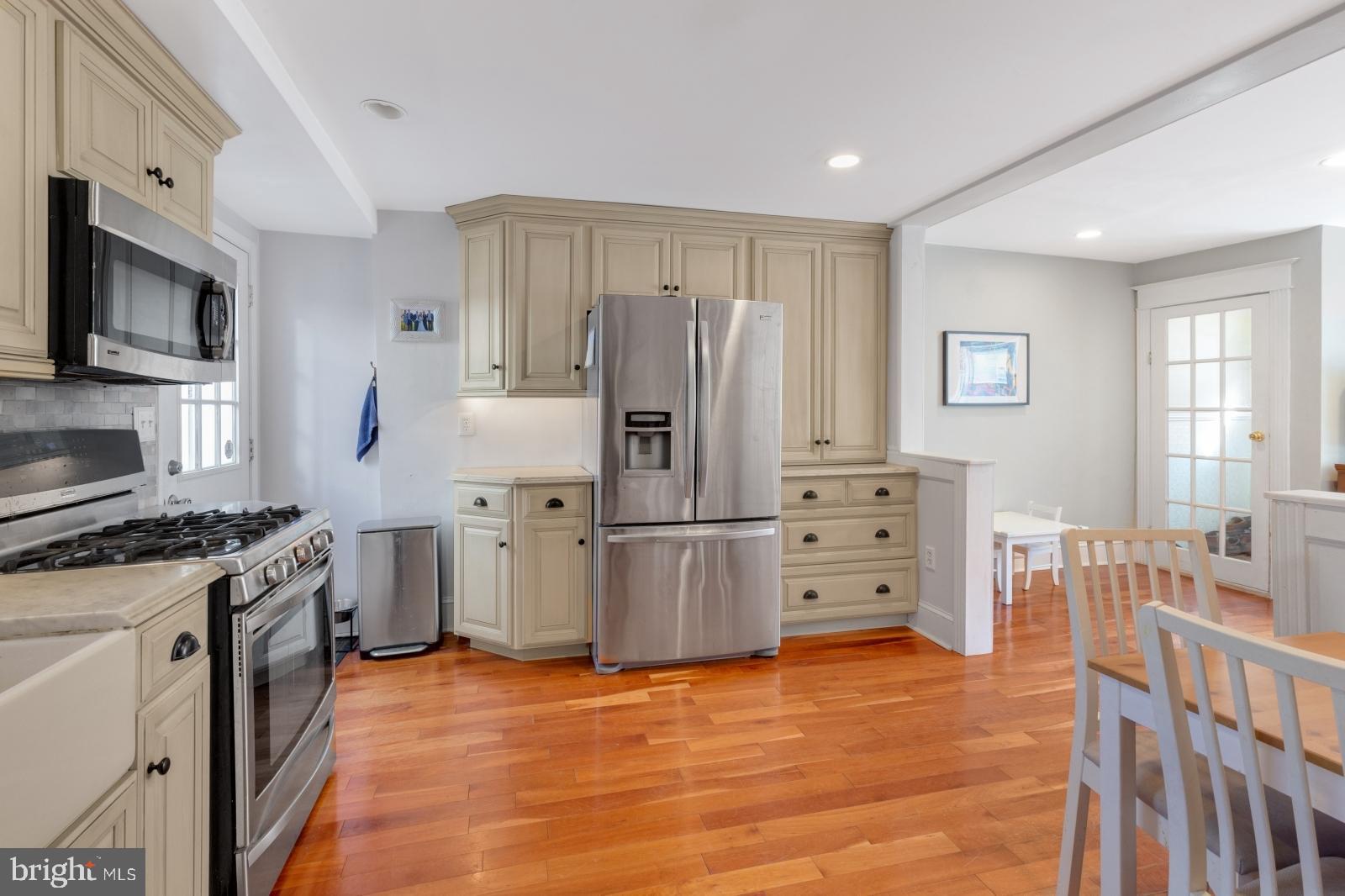 BELLA VISTA - Residential Lease