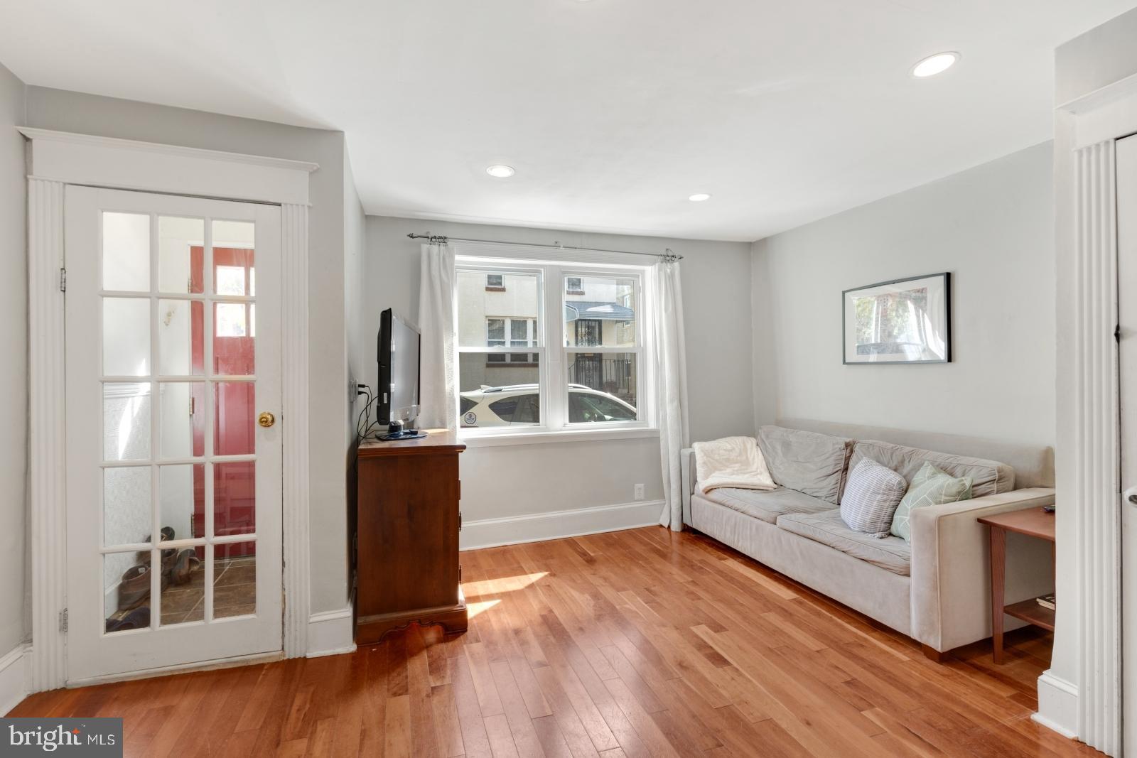 BELLA VISTA - Residential Lease