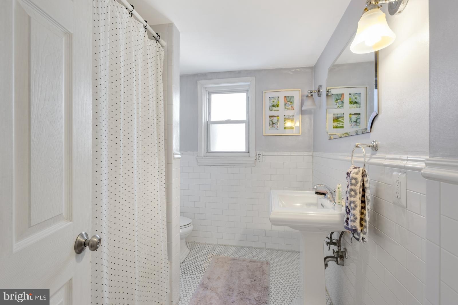 BELLA VISTA - Residential Lease