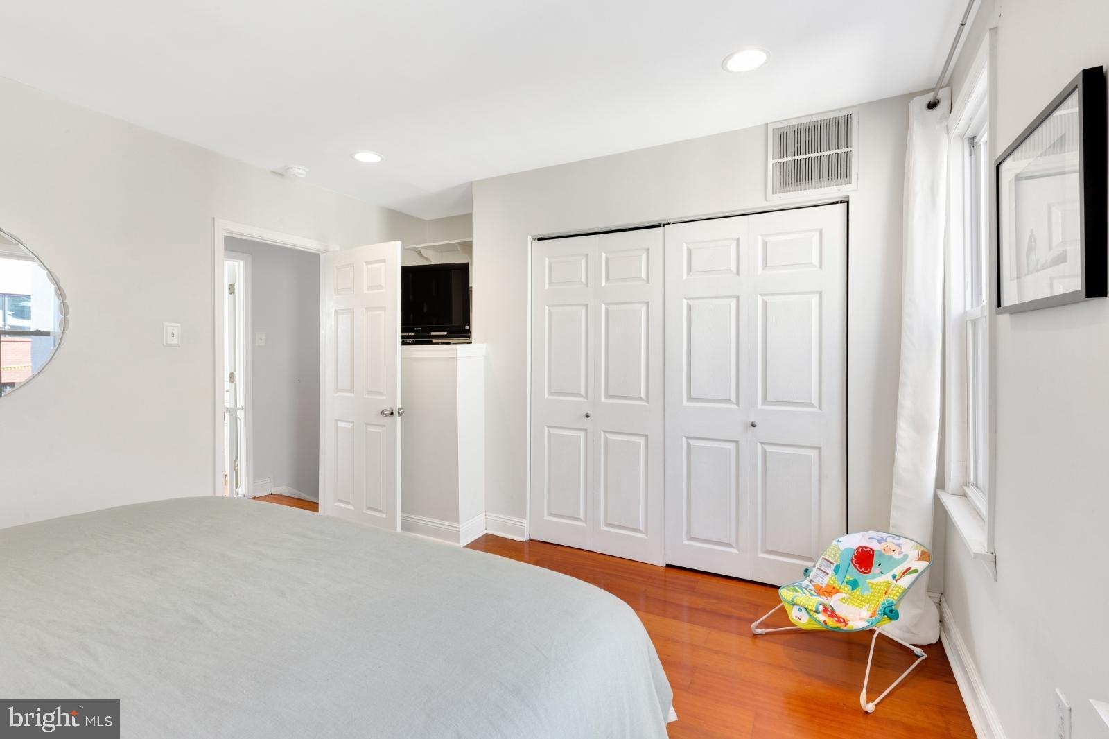 BELLA VISTA - Residential Lease