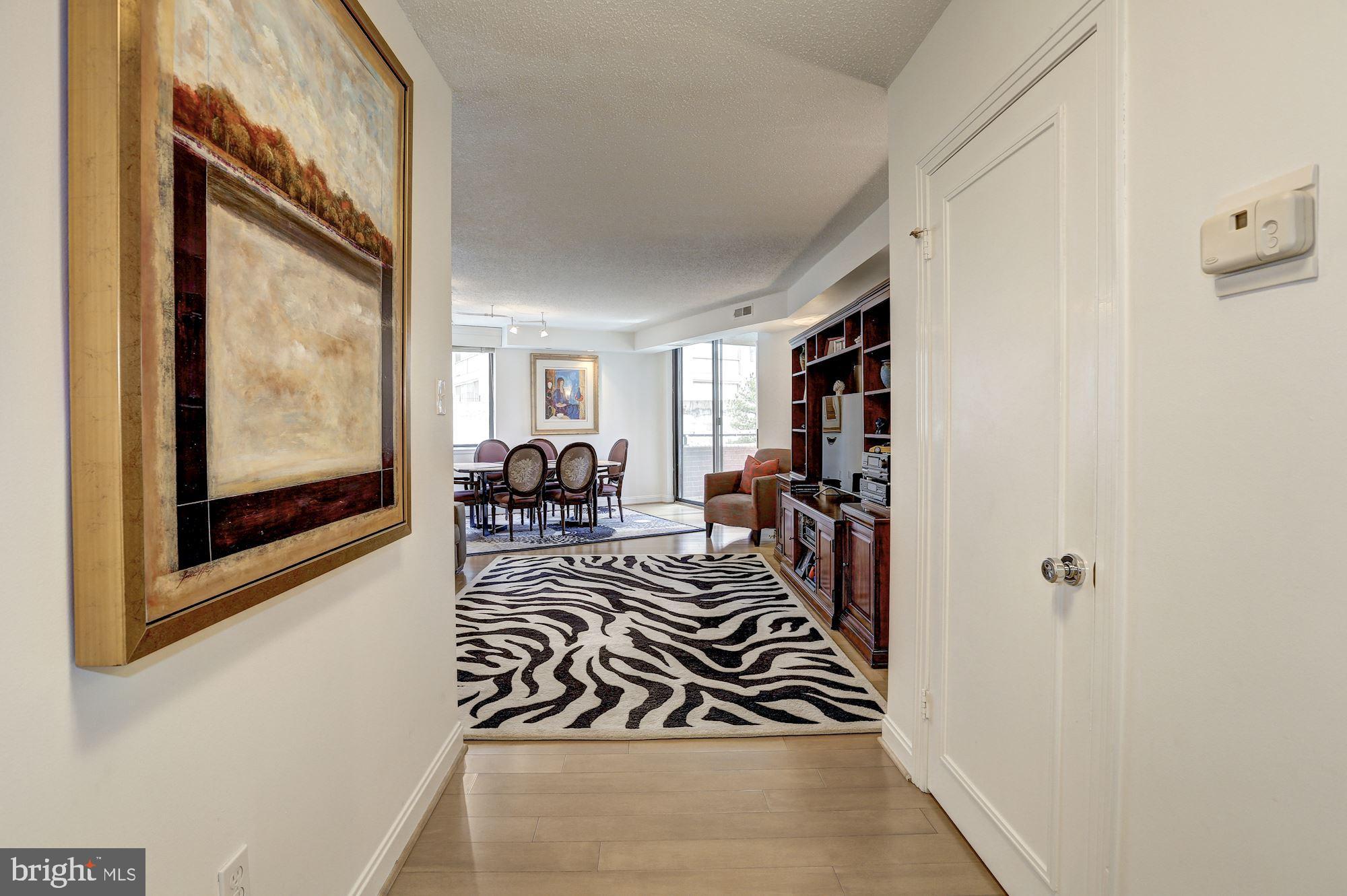 THE CARLETON OF CHEVY CHASE - Residential