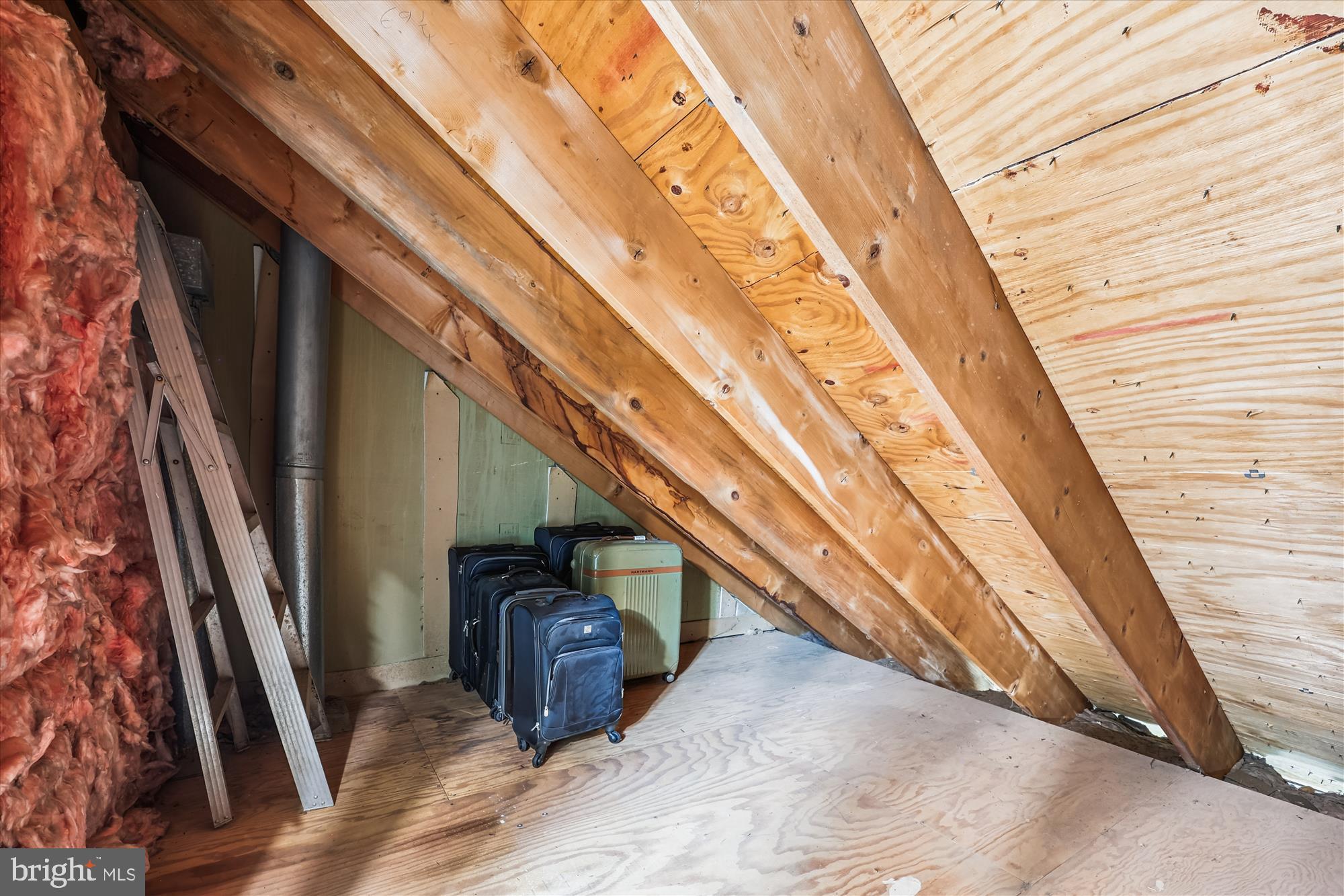 CHURCHILL TOWN SECTOR - Residential