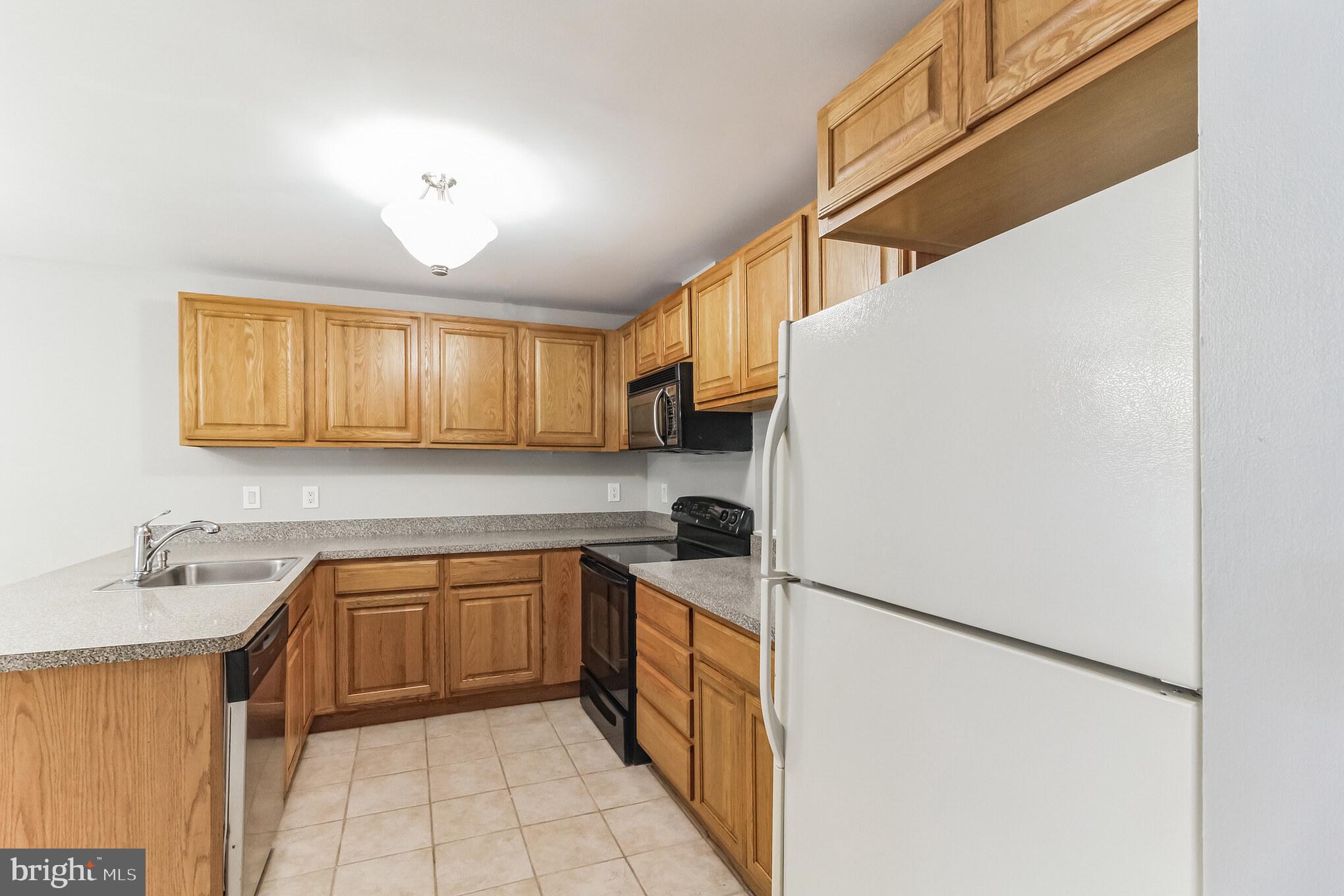 STONEGATE - Residential