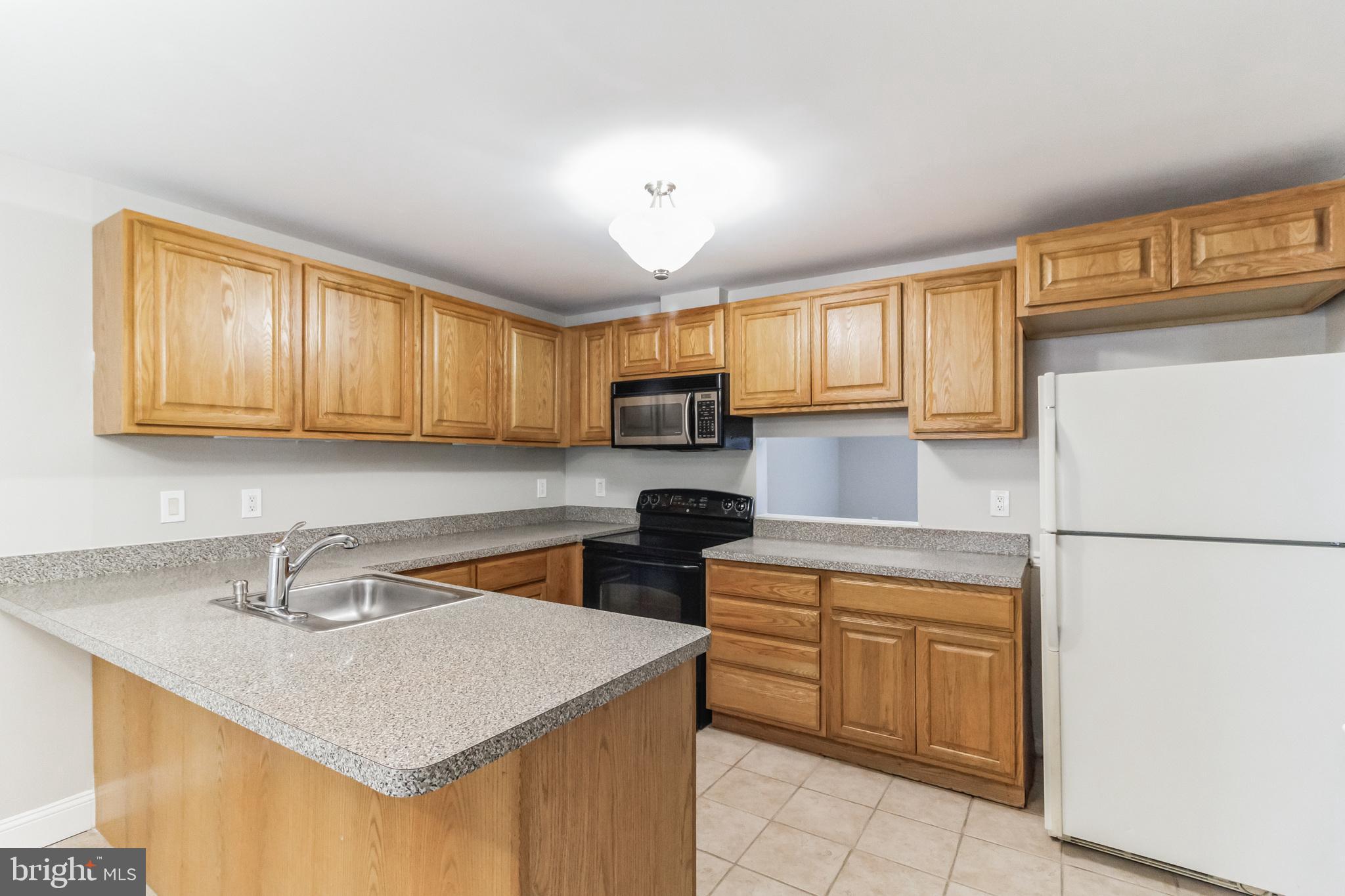 STONEGATE - Residential