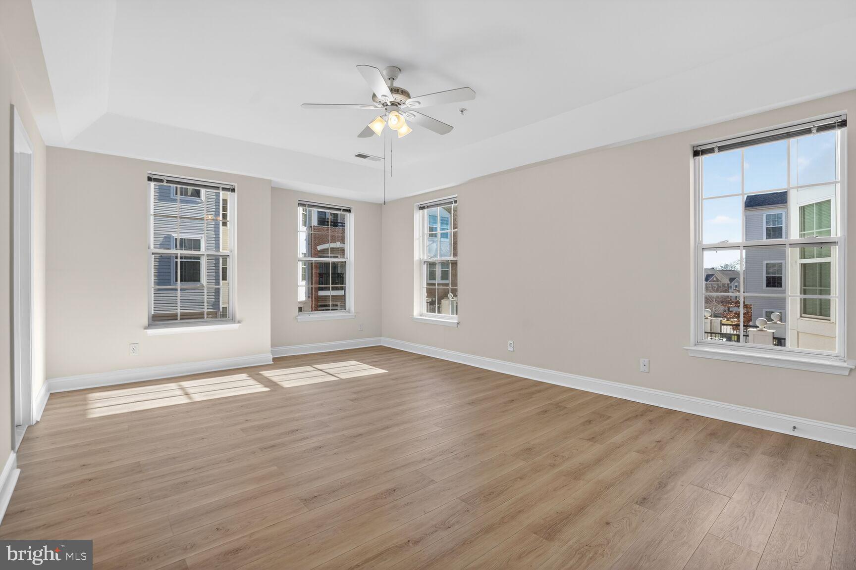 THE GATHERINGS - Residential