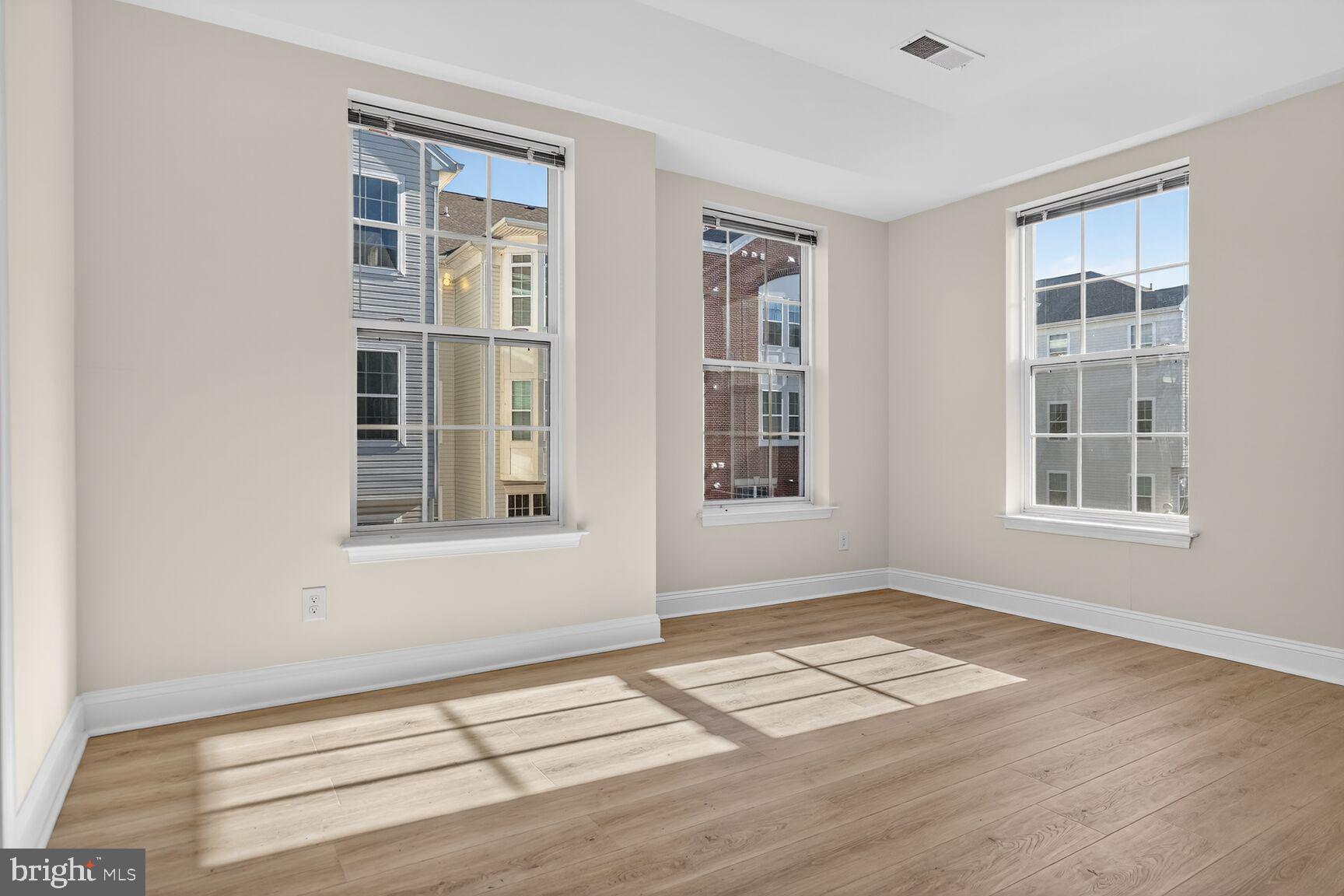 THE GATHERINGS - Residential