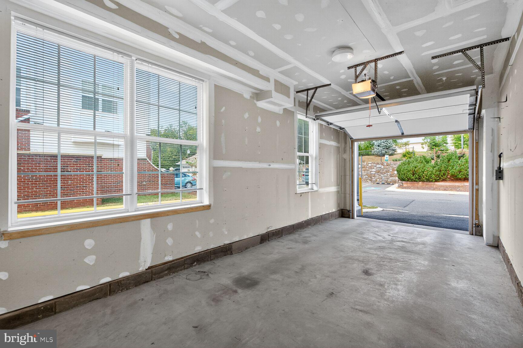 THE GATHERINGS - Residential